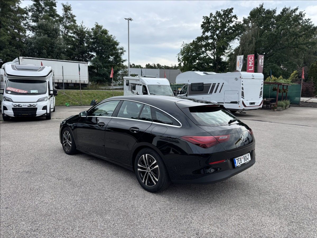 Mercedes-Benz CLA, 1,3   200 - fotka 4