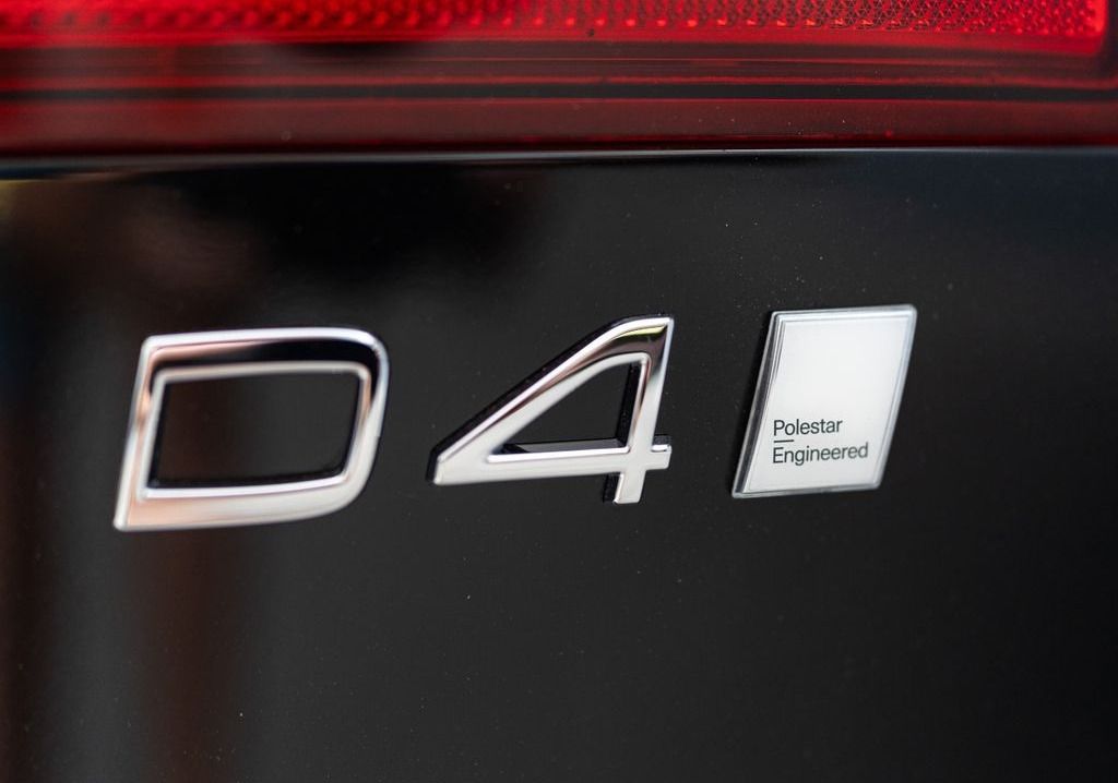 Volvo V90, D4 POLESTAR - fotka 4