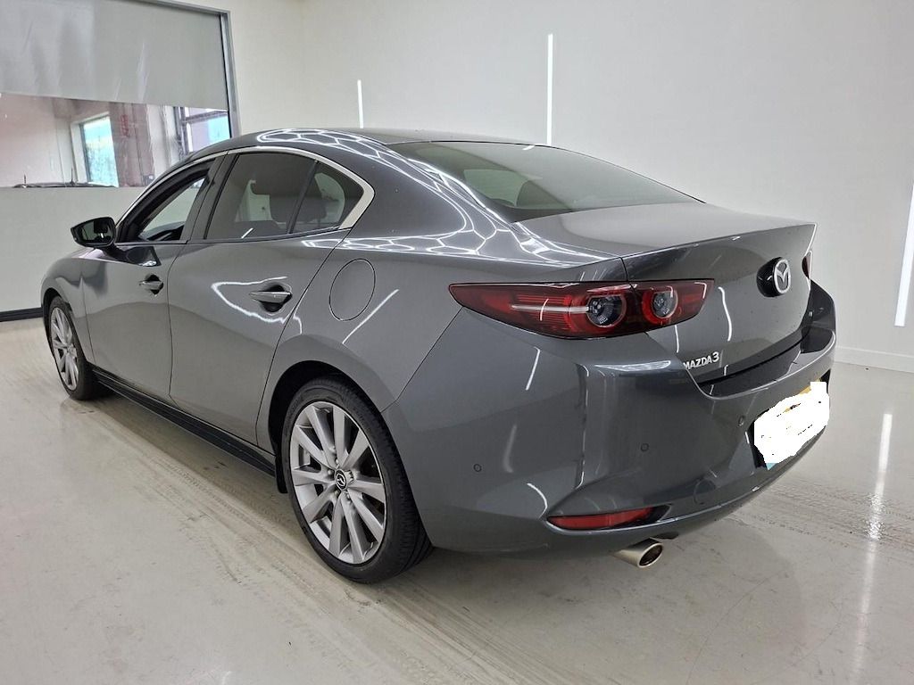 Mazda 3, 2.0i 110kw Luxury max.vybava - fotka 5