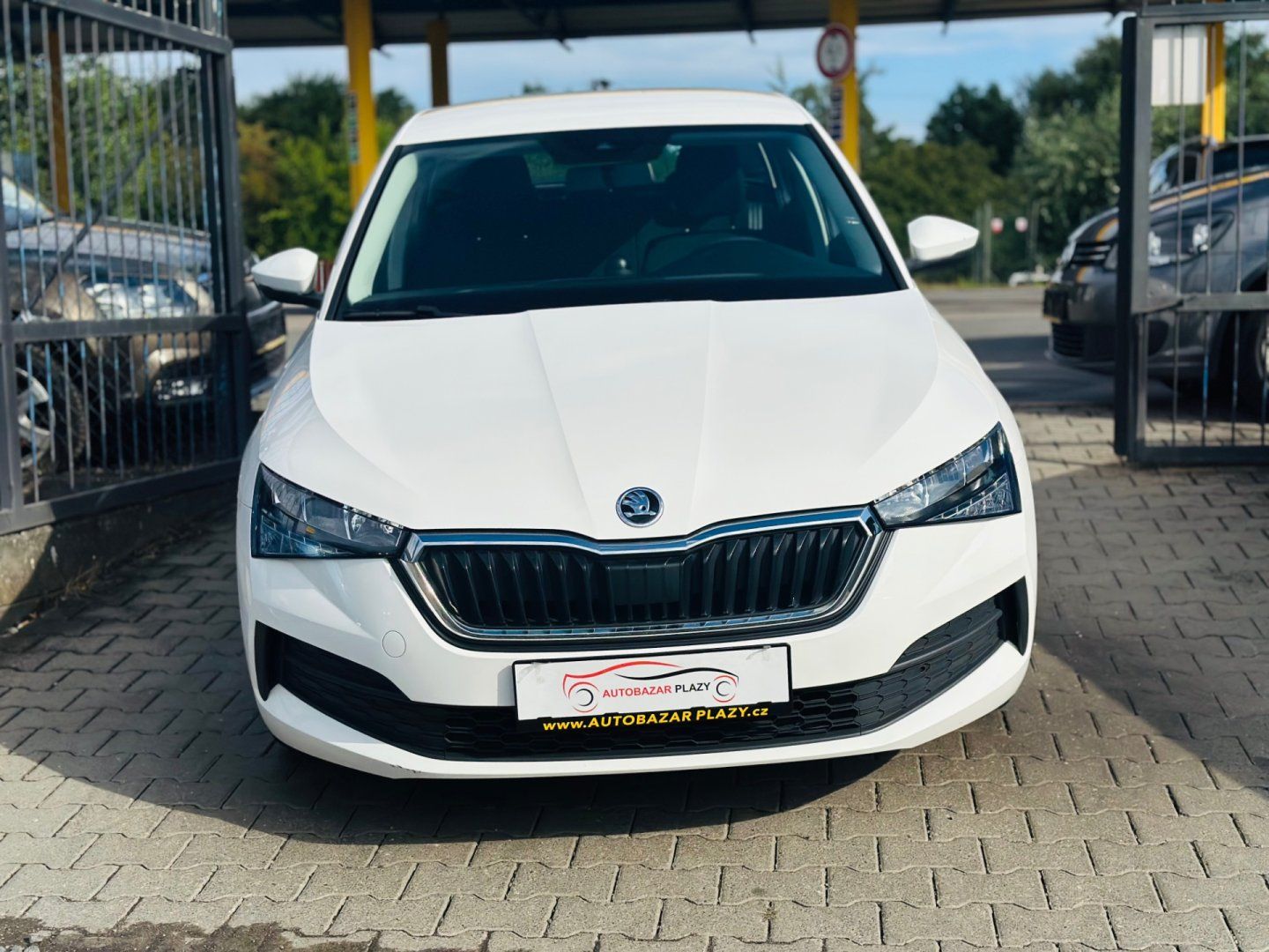 Škoda Scala, 1.0TSi APP,LED,GARANCE KM - fotka 2