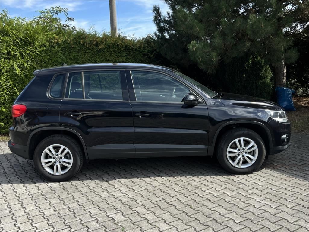 Volkswagen Tiguan, 1,4 Tsi trend&Fun - fotka 6