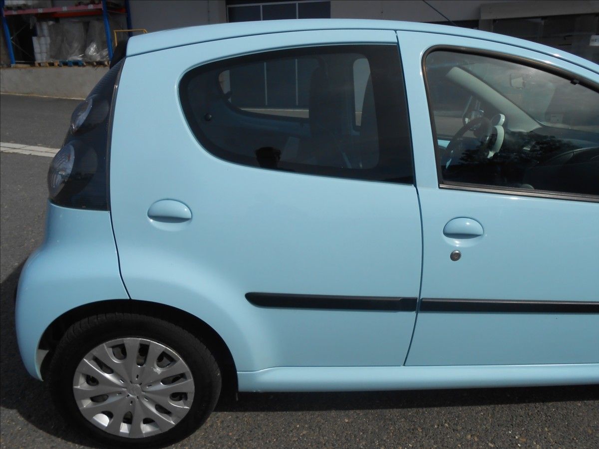 Citroën C1, 1,0 i 50Kw, Klima,5 dveř. CZ!! - fotka 5