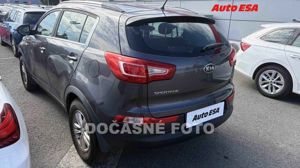 Kia Sportage, 1.7 CRDi,2.maj,ČR - fotka 2