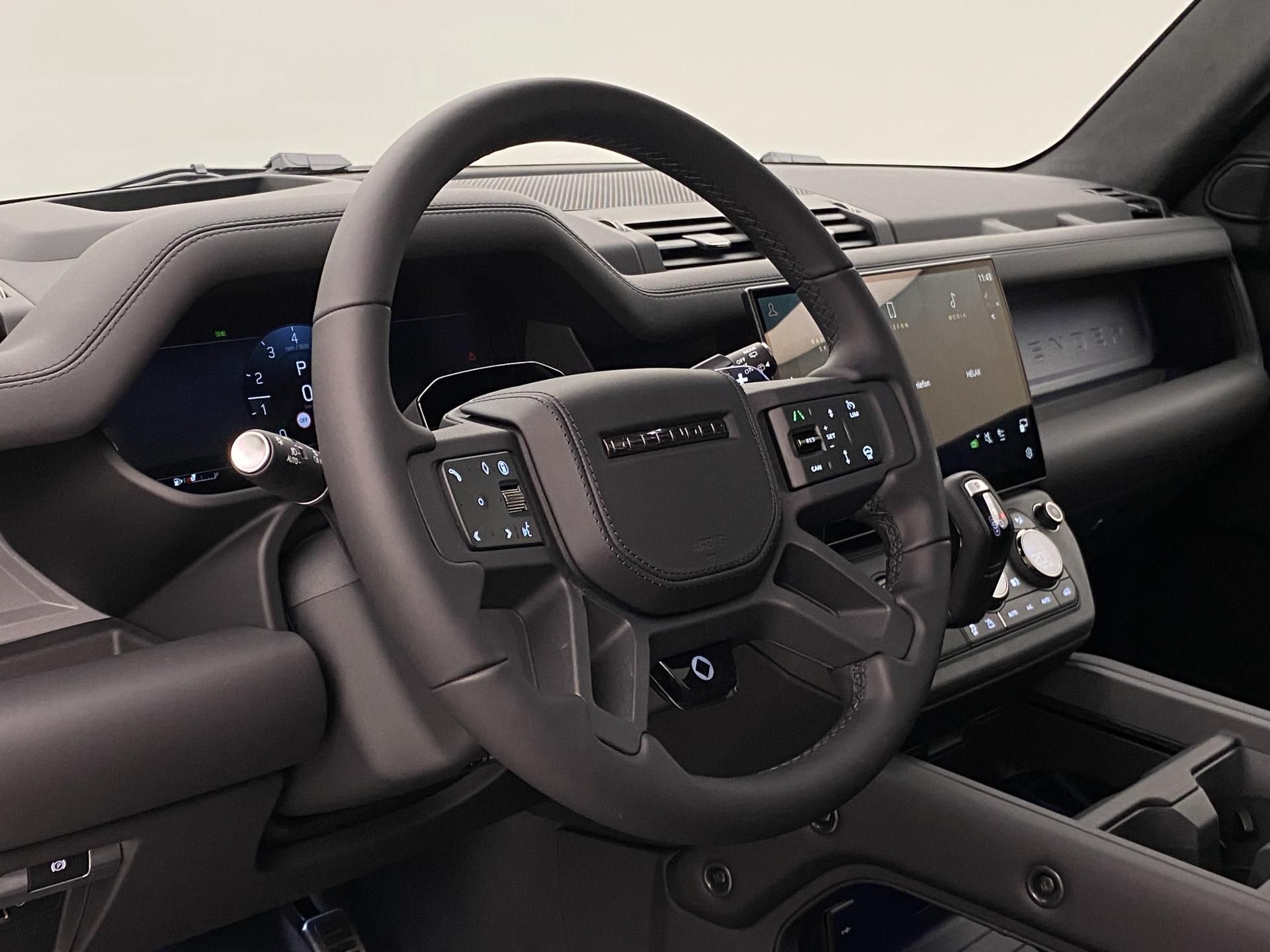 Land Rover Defender, OCTA P635 AWD AUT - fotka 4