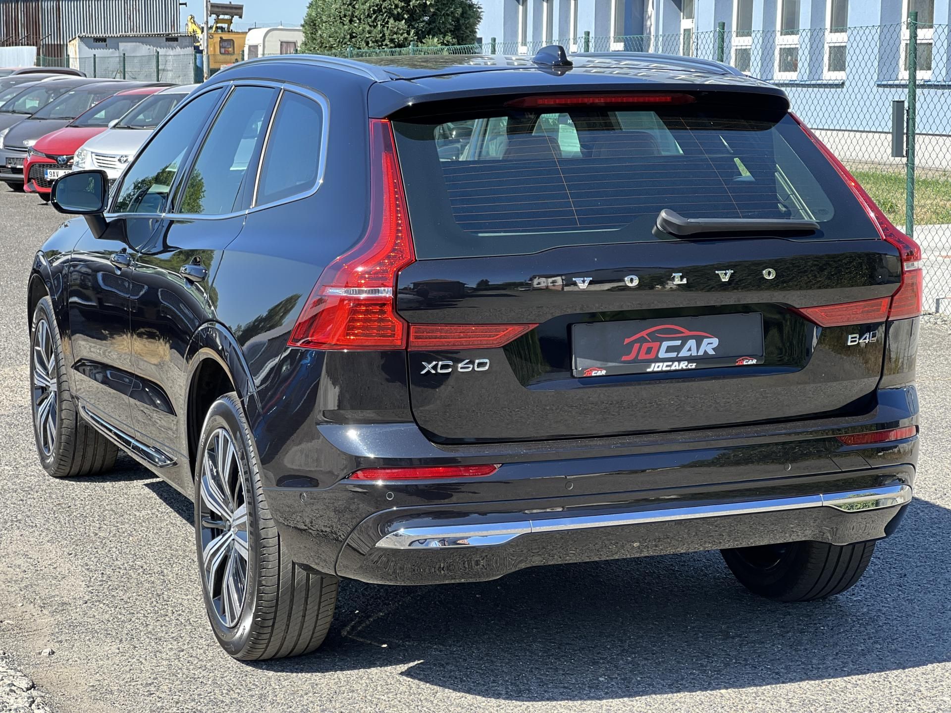 Volvo XC60, INSCRIPTION 2.0 B4 AWD ČR DPH - fotka 5