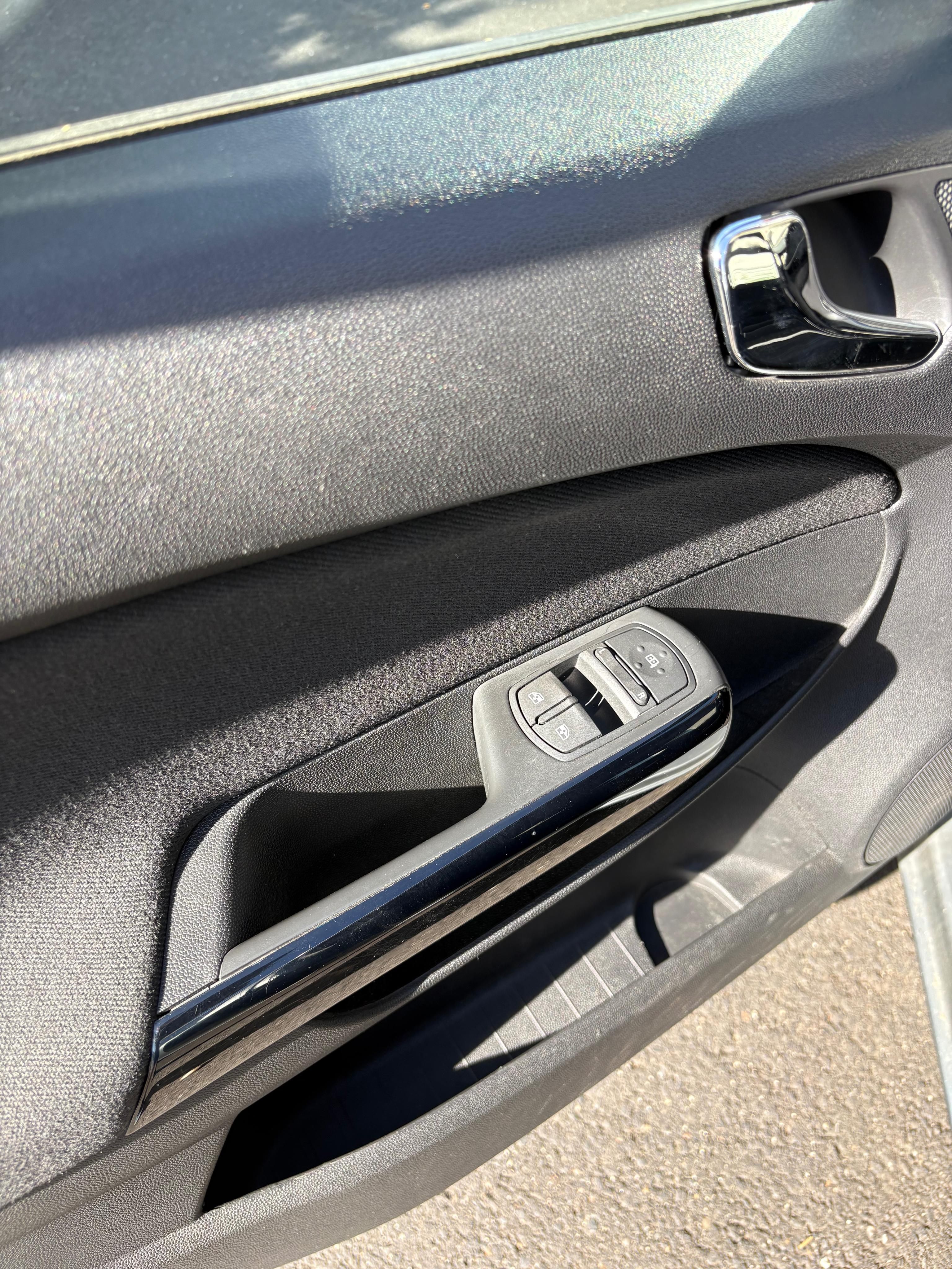 Opel Corsa - fotka 6