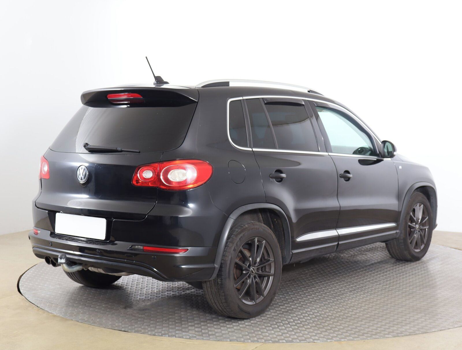Volkswagen Tiguan, 2.0 TSI, R-Line, 4X4, Automat - fotka 5