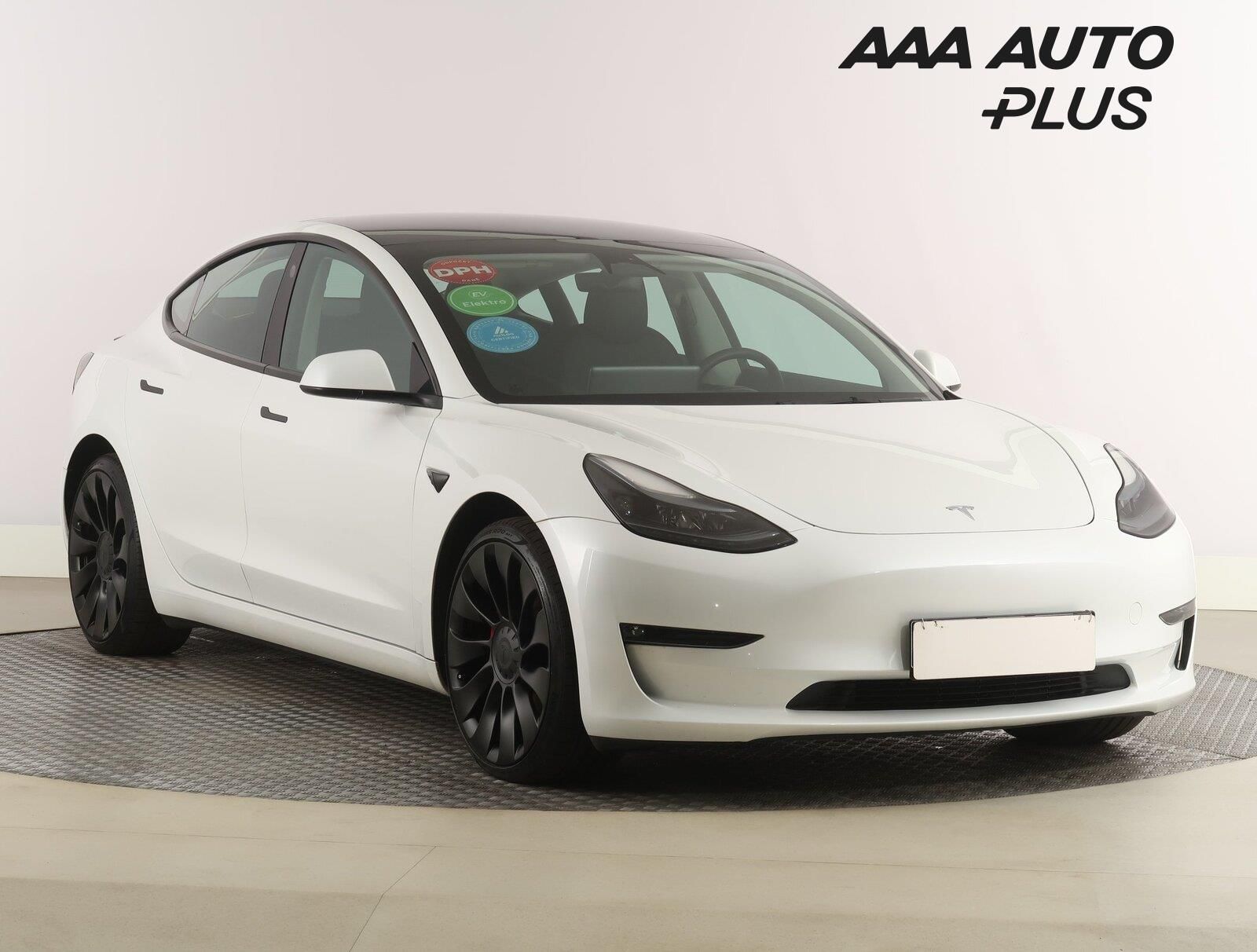 Tesla Model 3, Long Range 4WD 79kWh, SoH 95%