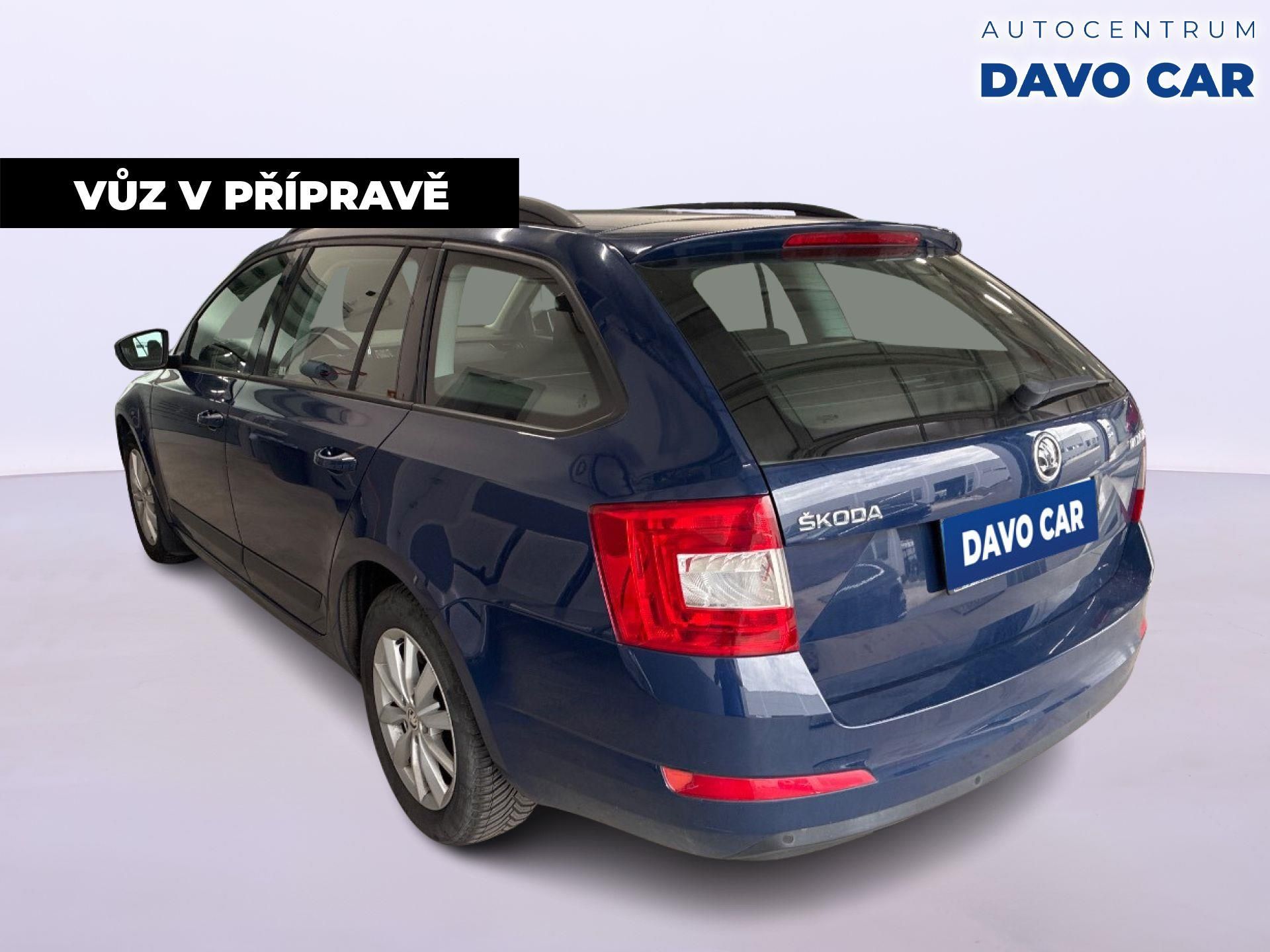 Škoda Octavia, 1,6 TDI 81kW CZ Ambition Tažné - fotka 2