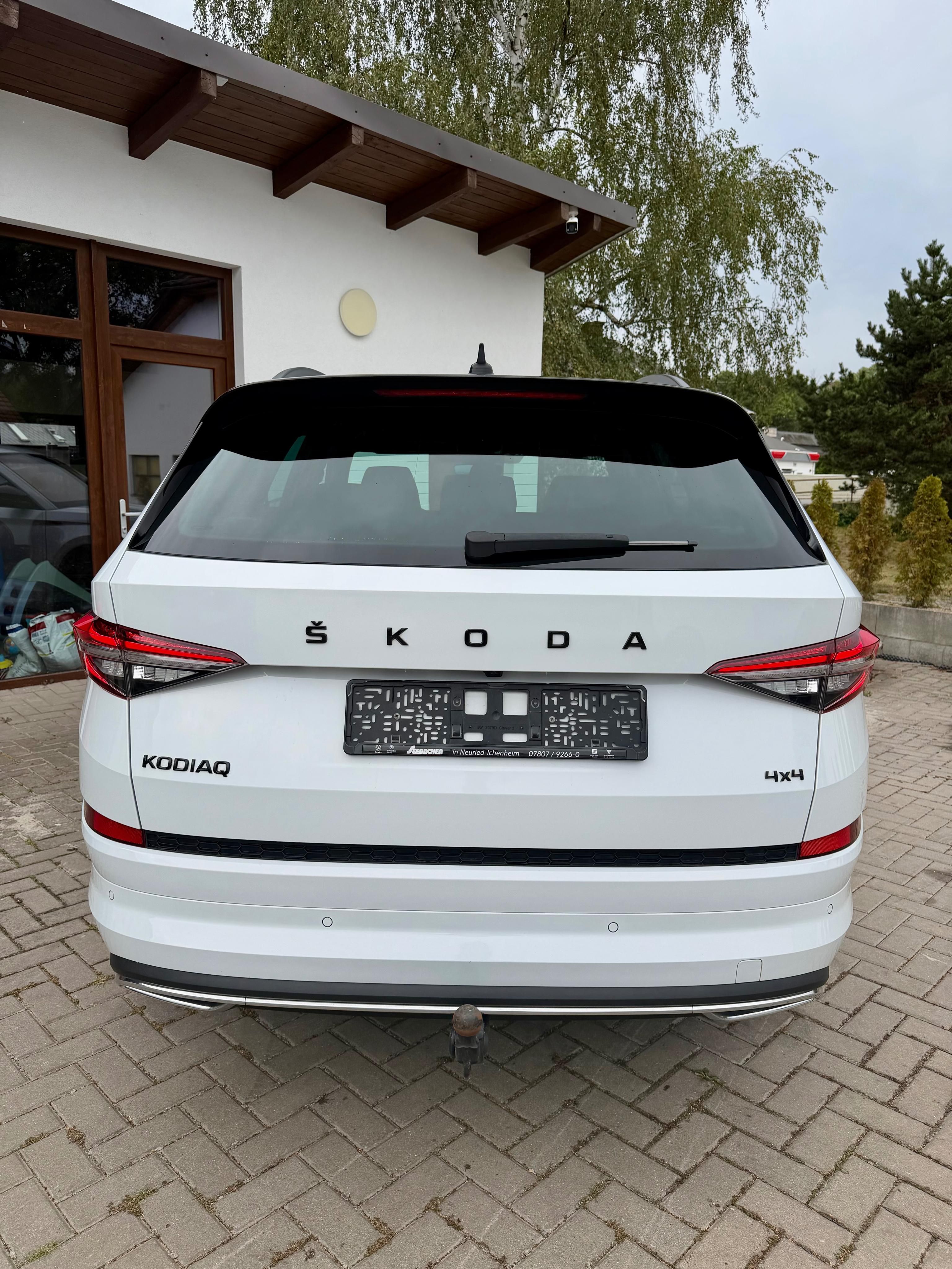 Škoda Kodiaq, SPORTLINE 4x4 NEZ. TOP. DCC - fotka 6