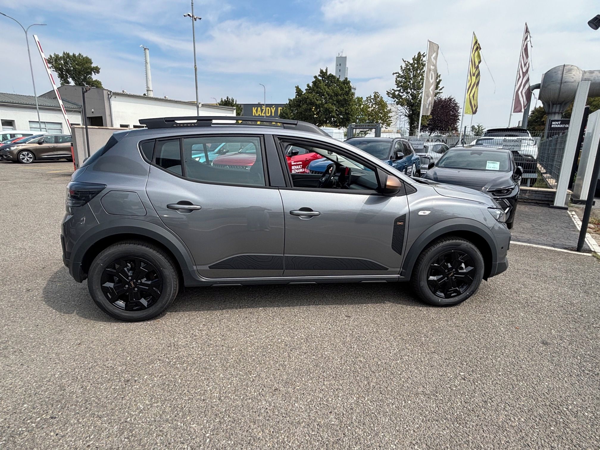 Dacia Sandero, Stepway Extreme Eco-G 120 - fotka 6