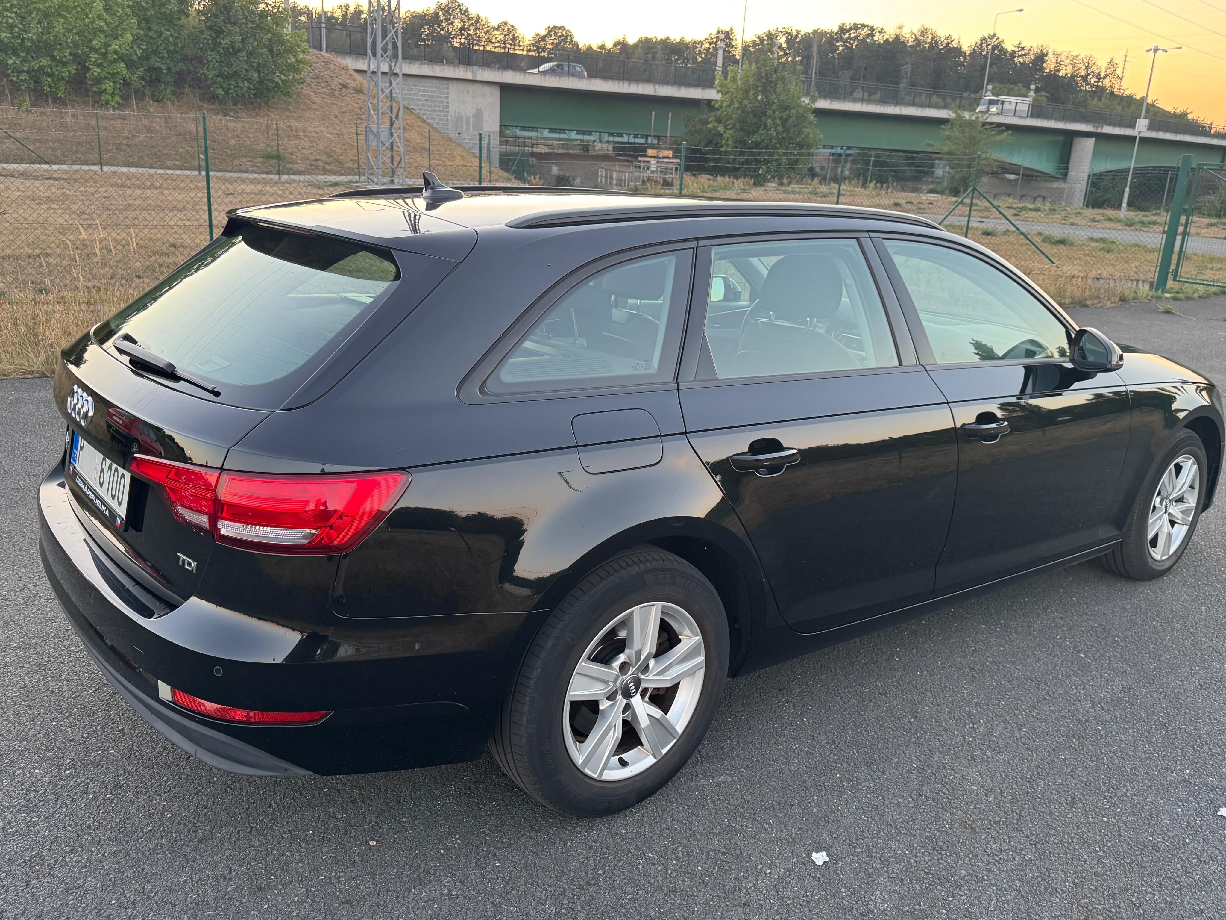 Audi A4, COMBI FACELIFT 2.0 TDI - fotka 3
