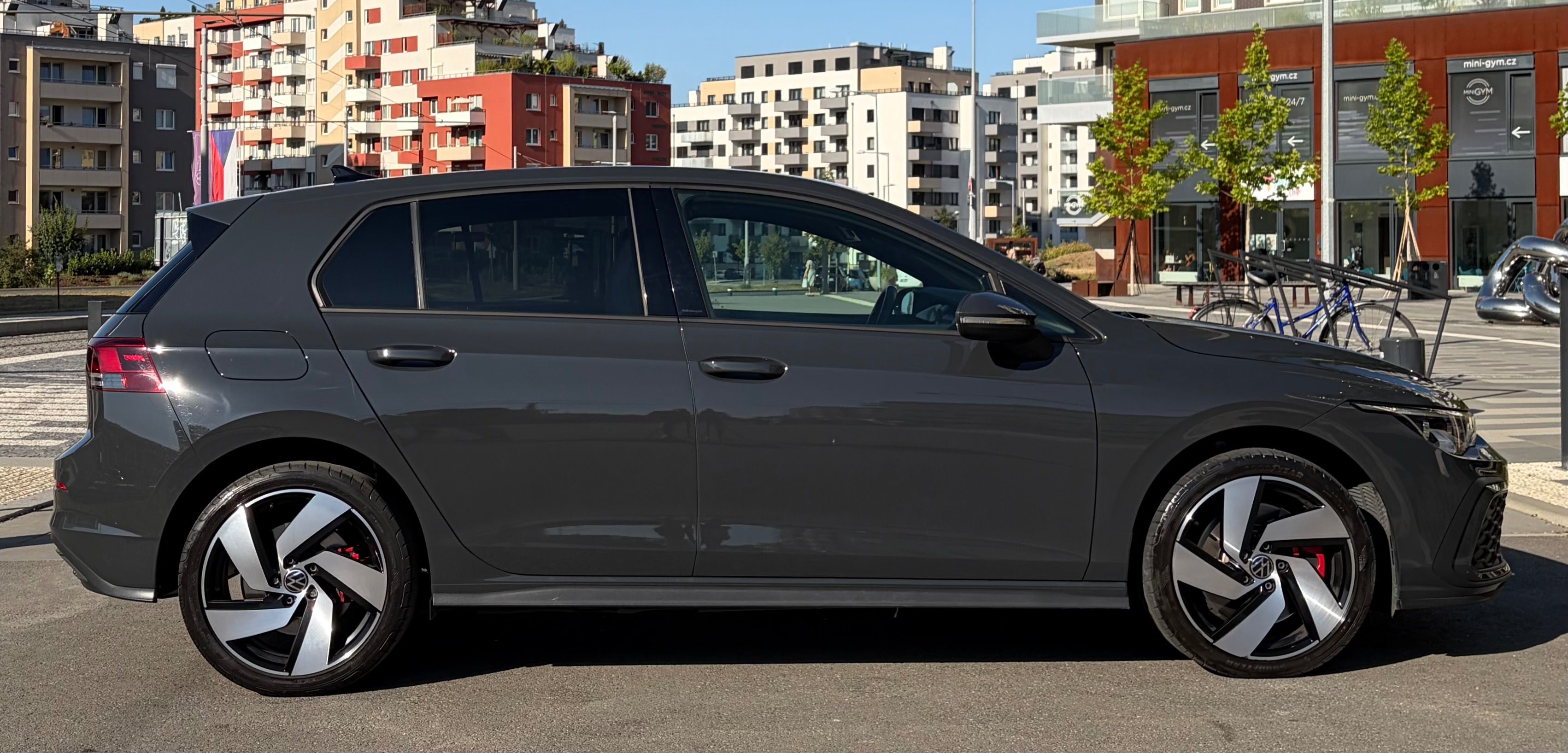 Volkswagen Golf, GTE, NEHAVAROVANÉ, TOP STAV! - fotka 4