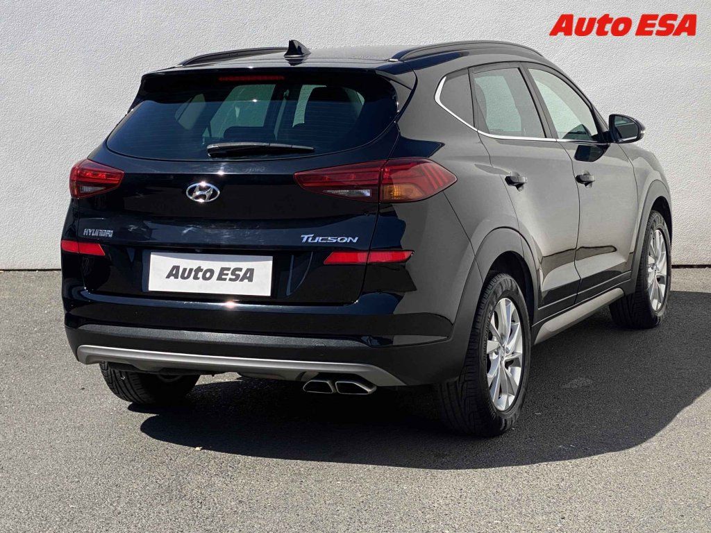 Hyundai Tucson, 1.6 CRDi,navi - fotka 4