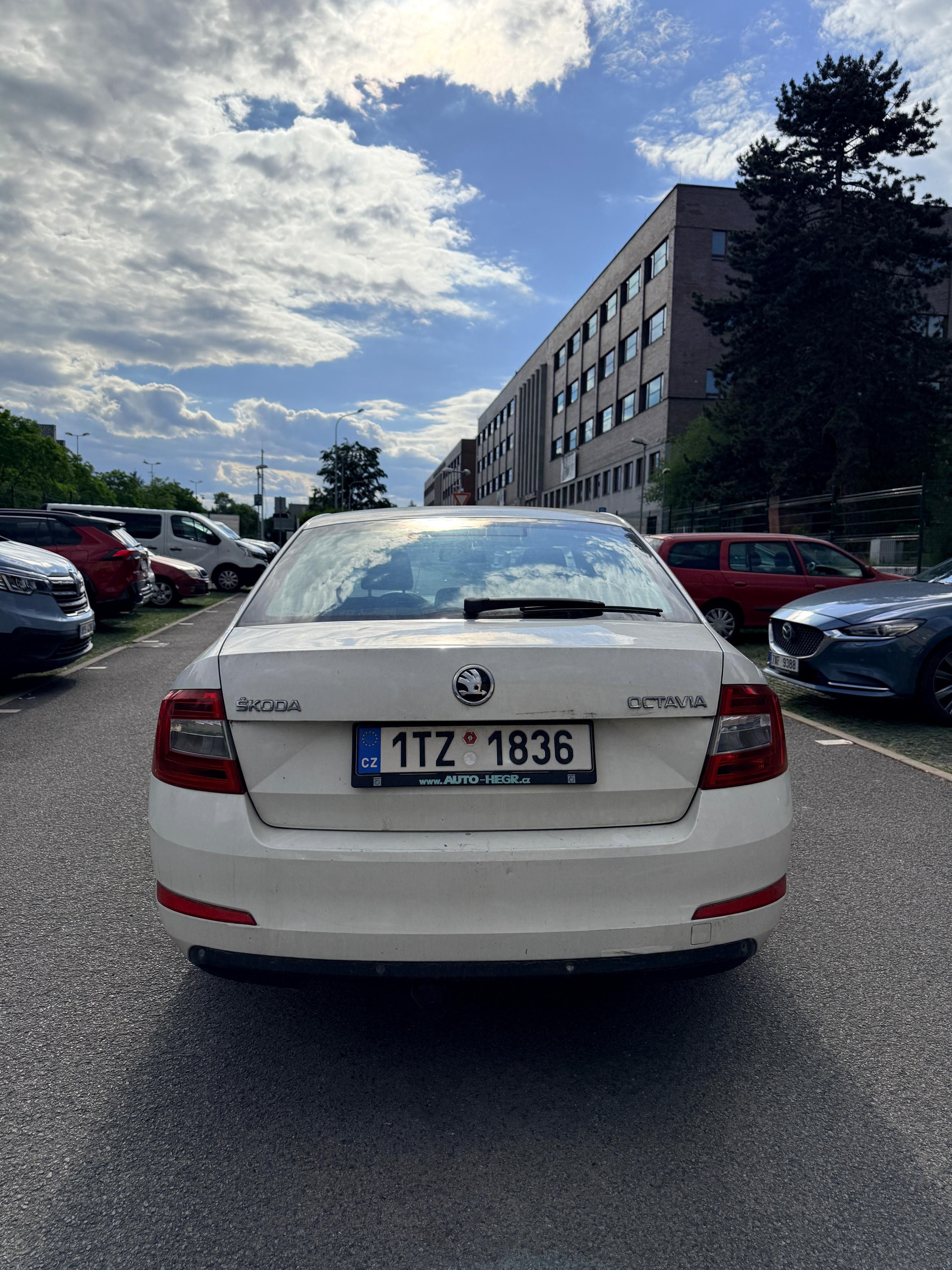 Škoda Octavia, Škoda Octavia III 1.6 TDI 77kw - fotka 2