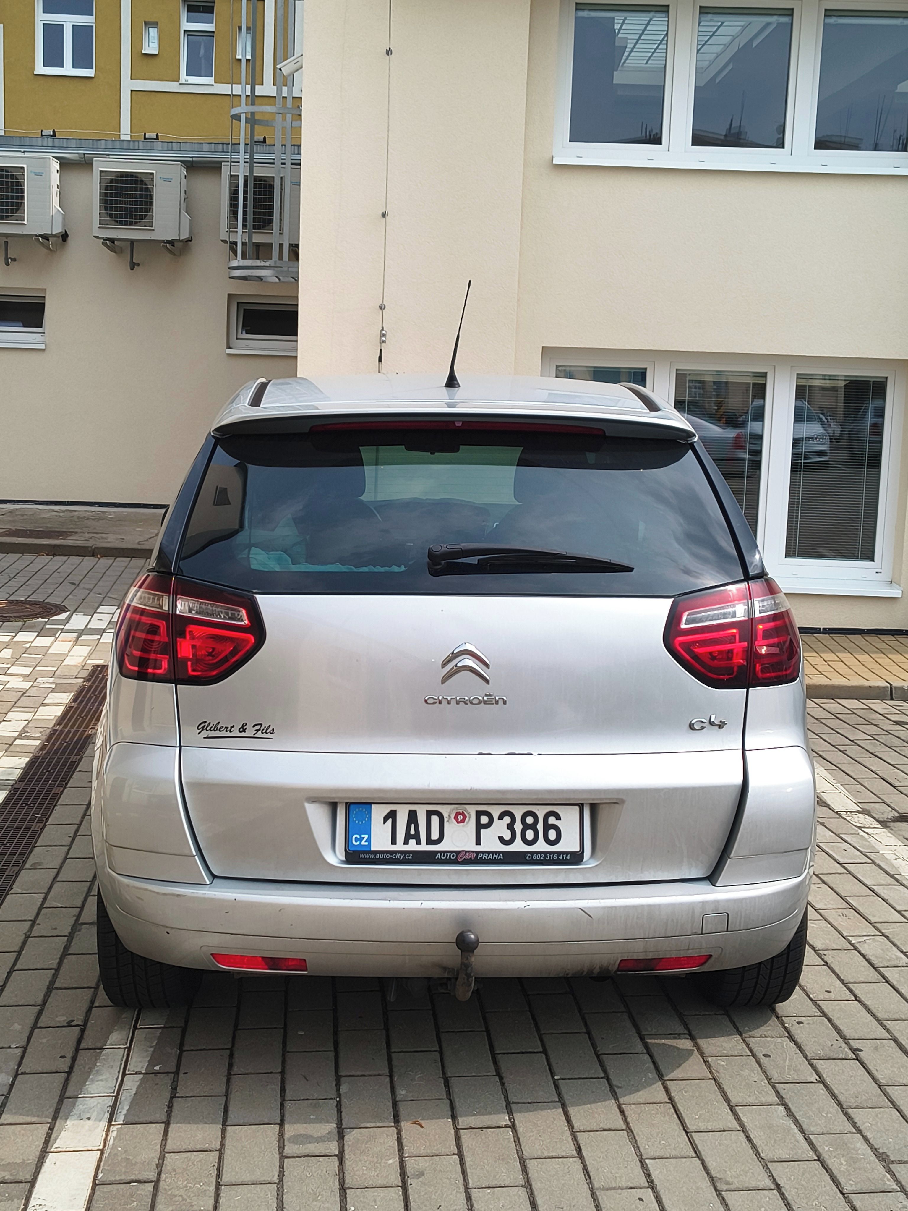 Citroën C4 Picasso, 1.6 Hdi - fotka 3