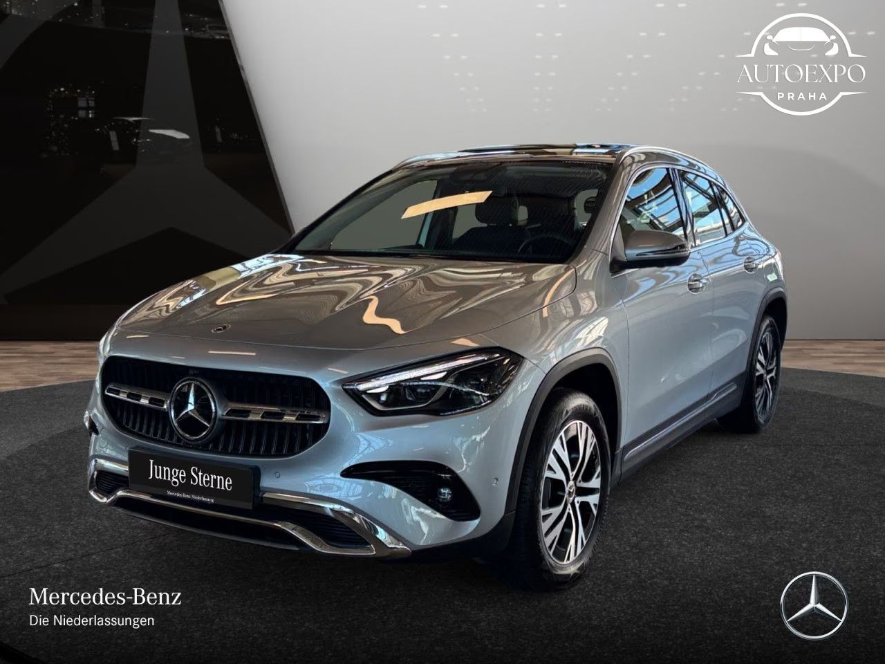 Mercedes-Benz GLA, 250e*PANORAMA*KŮŽE*360°KAMERA