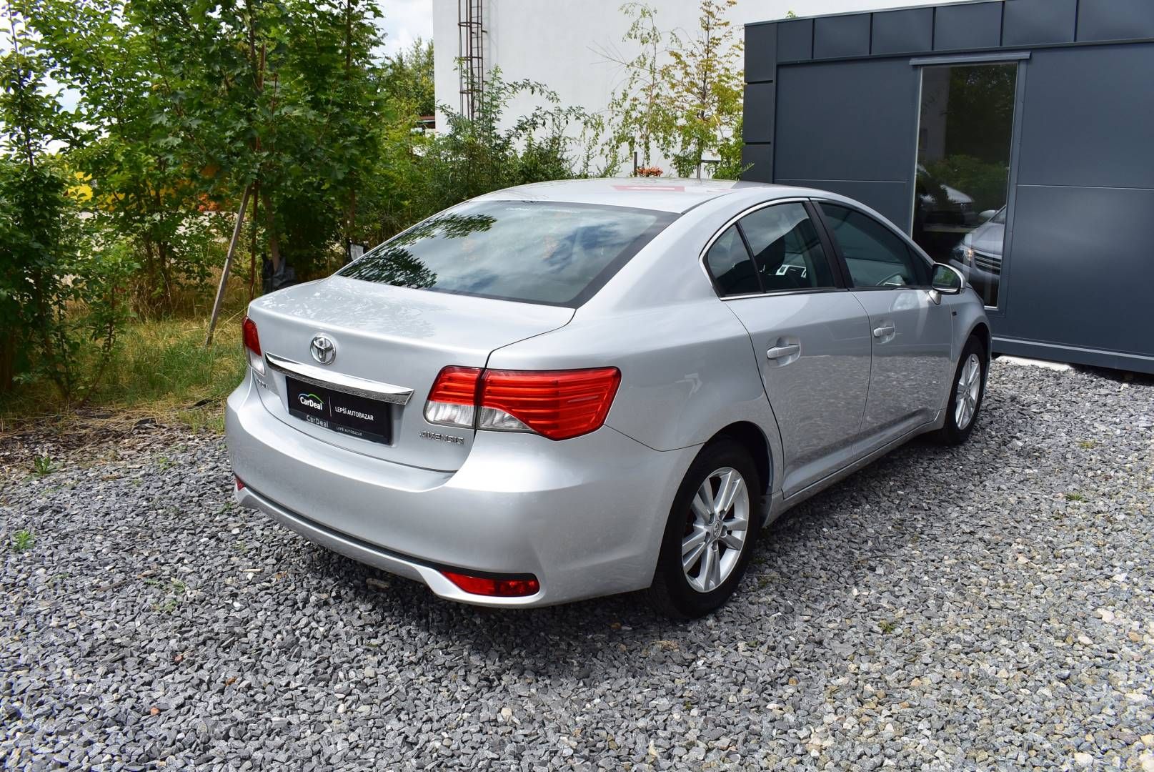 Toyota Avensis, 1,8 16V NAVI,1.MAJ,TOP STAV - fotka 6