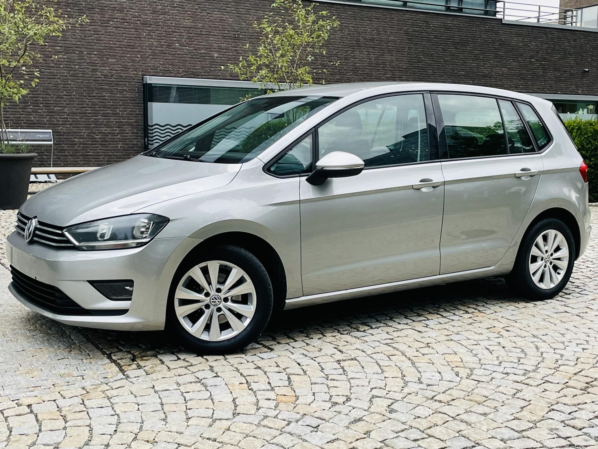 Volkswagen Golf Sportsvan, 1.6TDI MANUÁL SENZORY TEMPOMAT - fotka 3