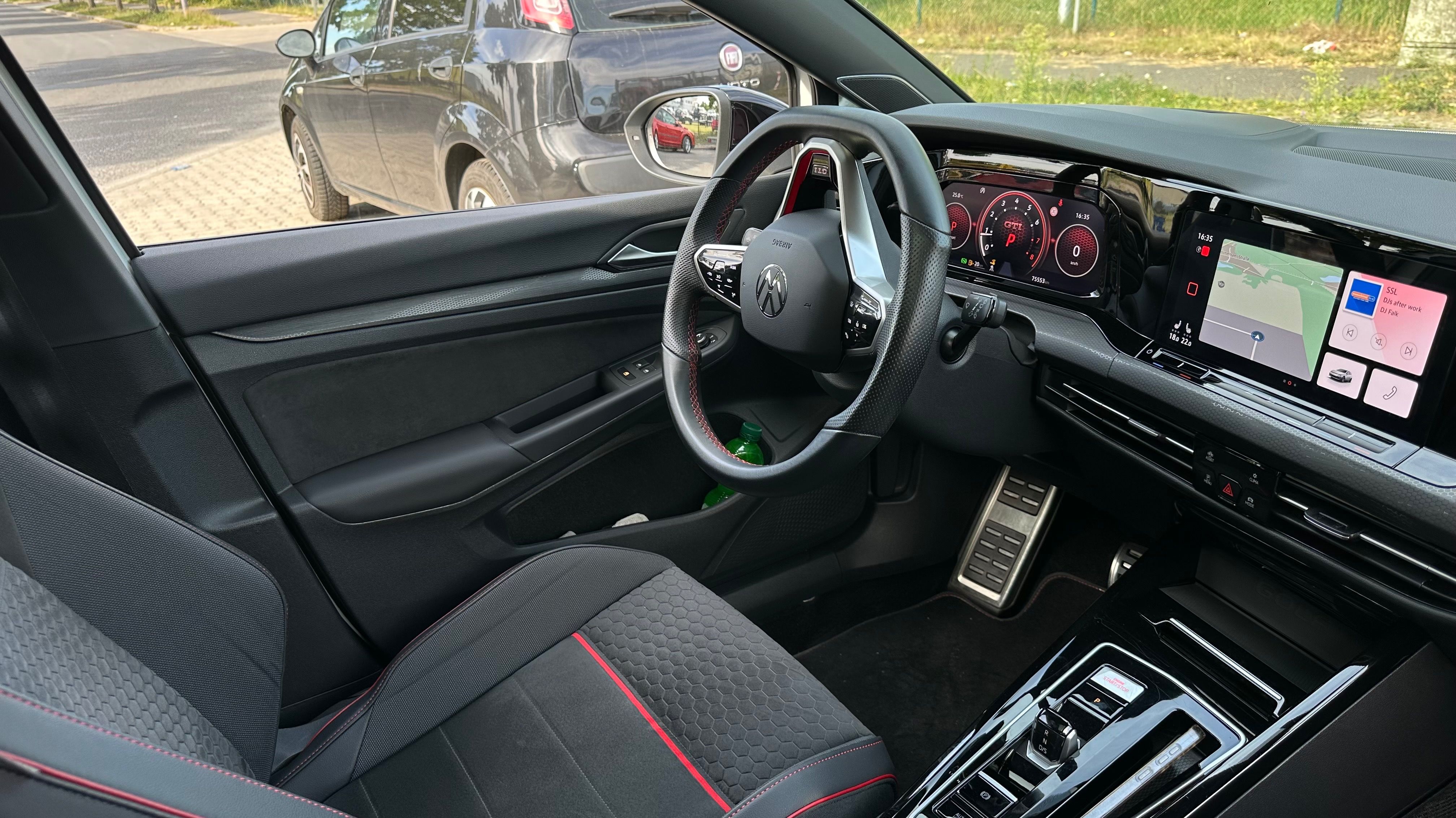 Škoda Enyaq, IV80x Spenialni edice Founders - fotka 2