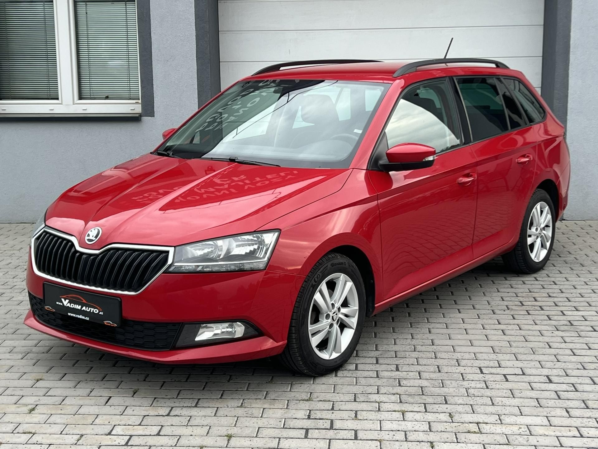 Škoda Fabia, 1.0TSI 70kW STYLE ČR NOVÉ - fotka 2