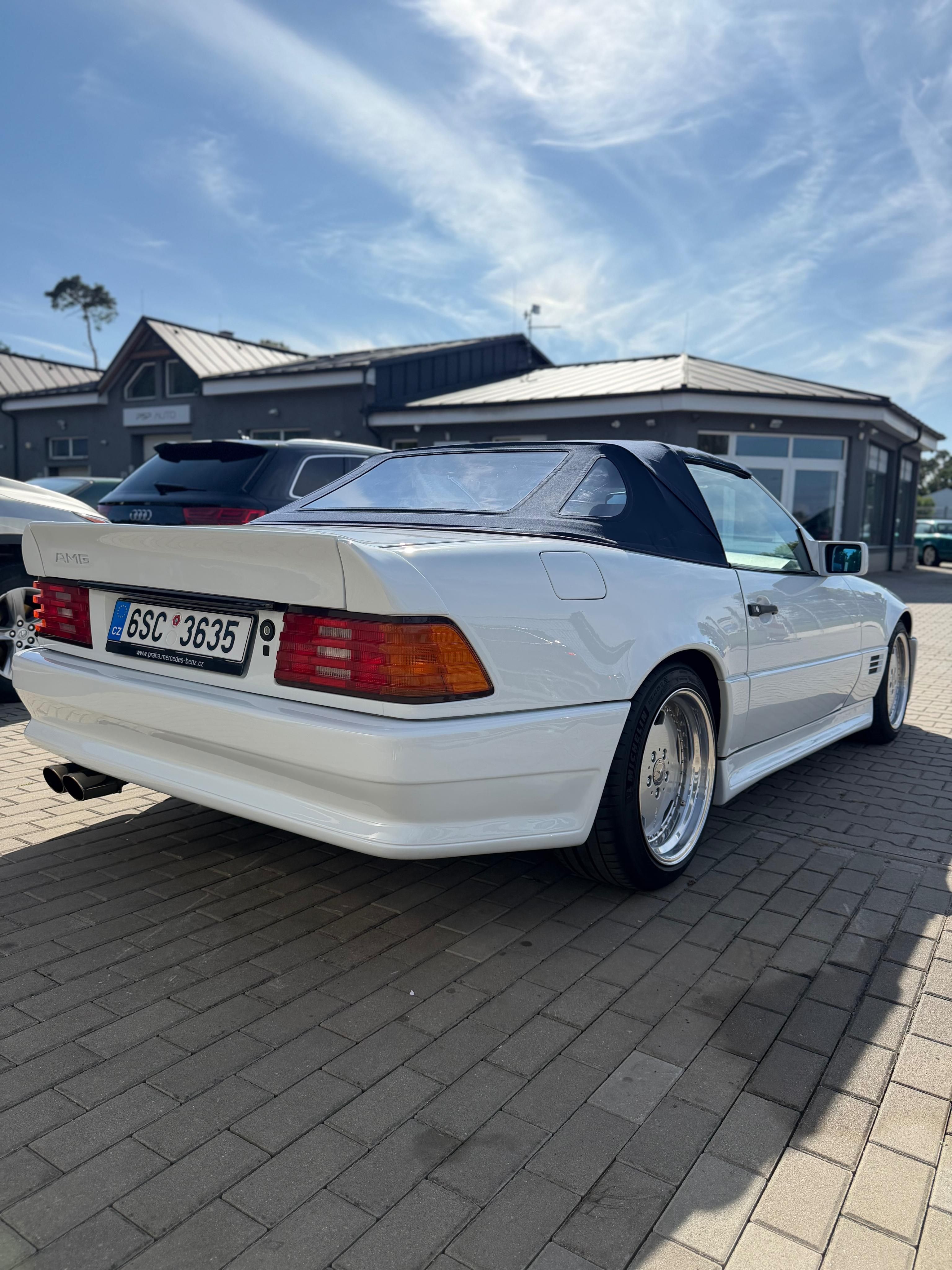 Mercedes-Benz SL, SL 500 AMG Paket - fotka 4