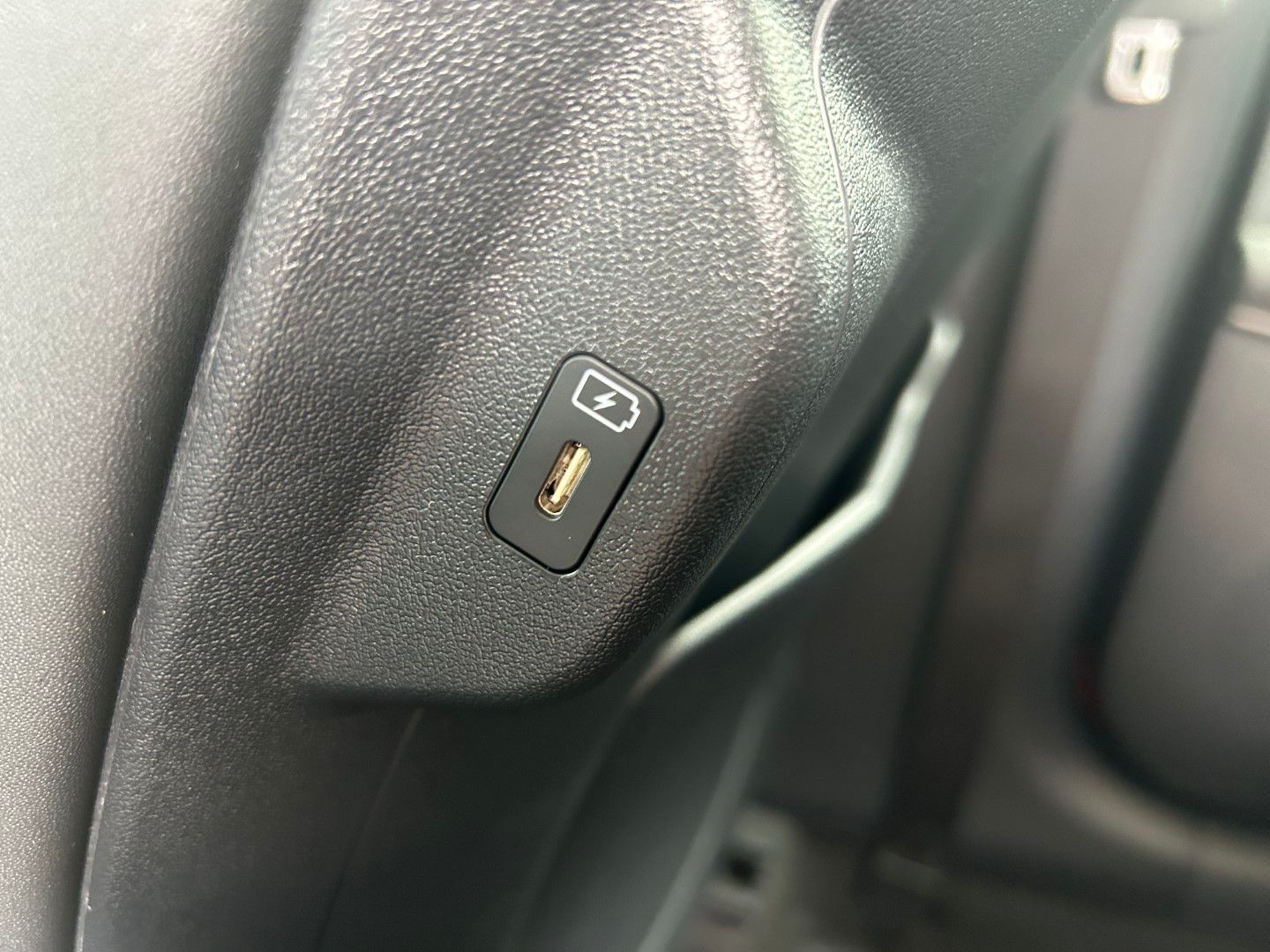 Kia Niro - fotka 6
