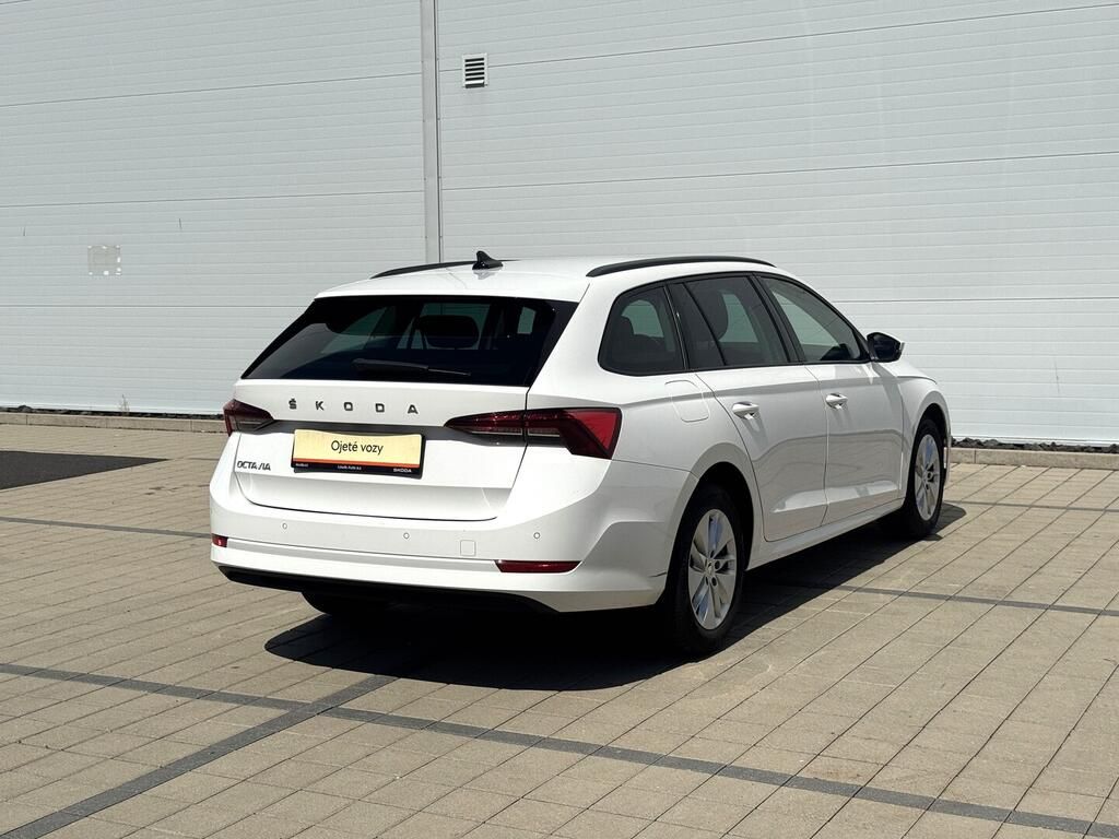 Škoda Octavia, Ambition 2.0 TDI 85 kW - fotka 5