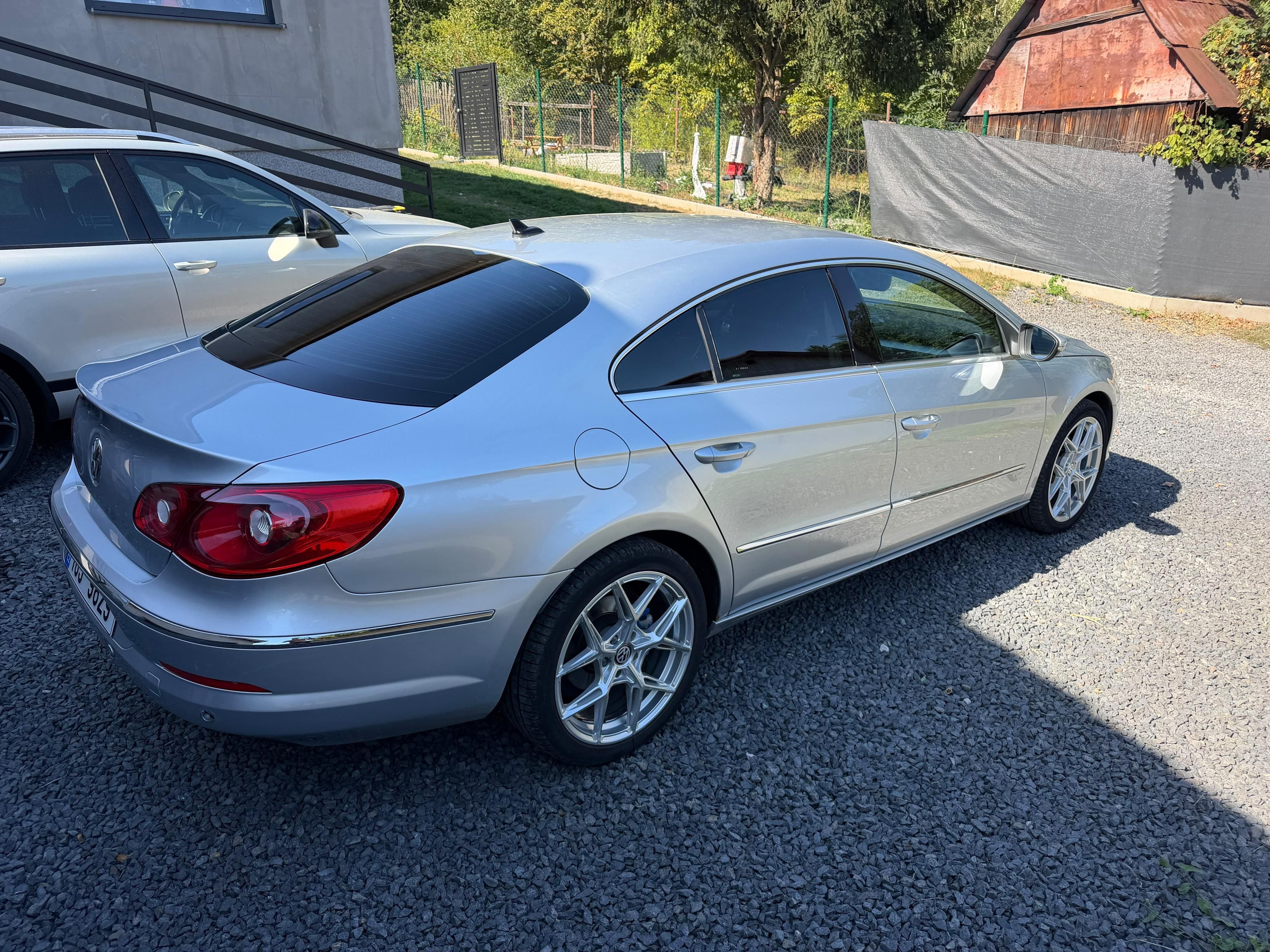 Volkswagen Passat CC, 2.0 TDI 103kw - fotka 4
