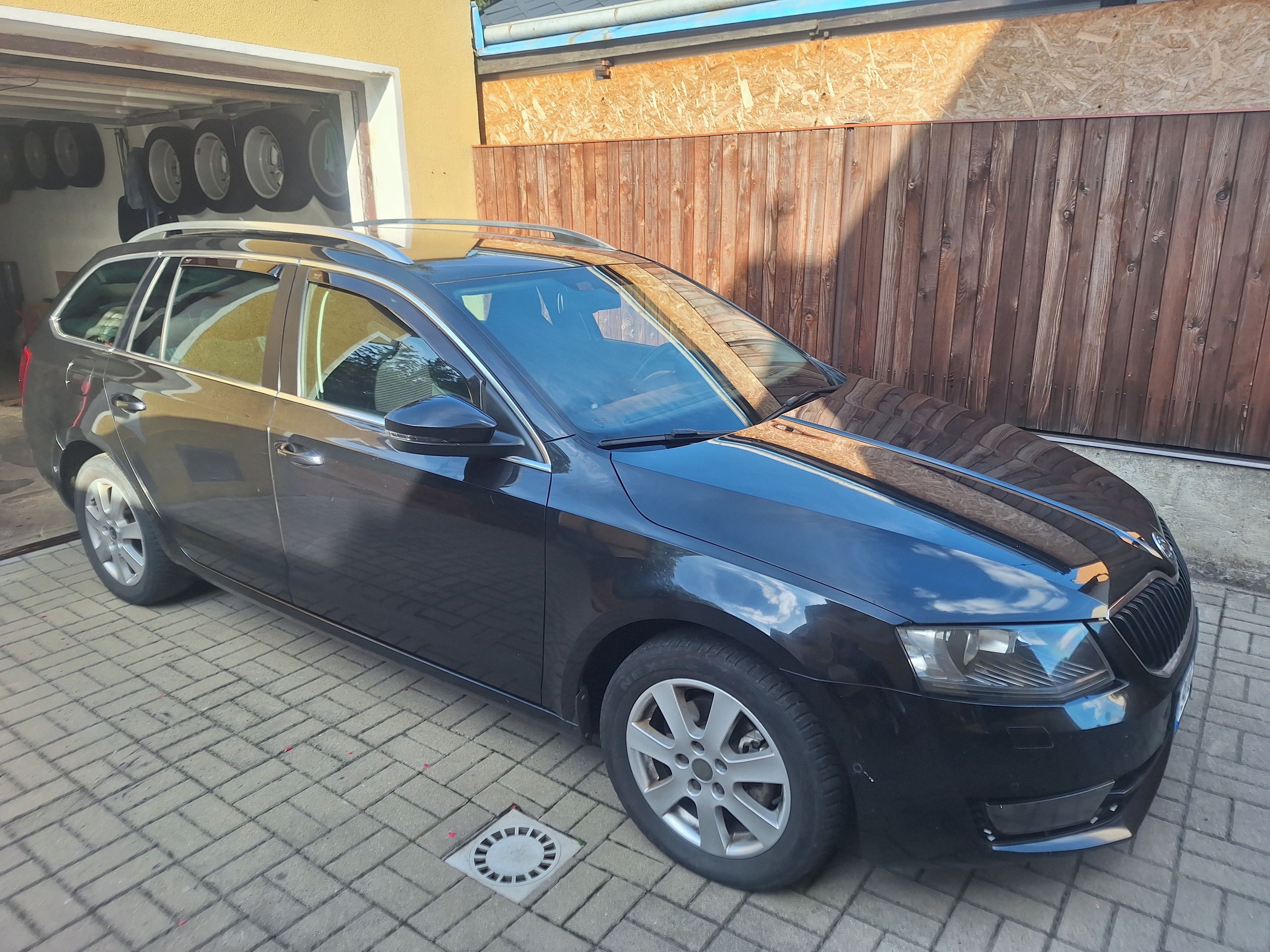 Škoda Octavia, 2.0 - fotka 2