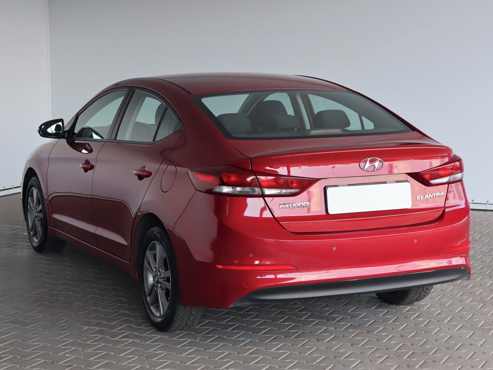 Hyundai Elantra, 1.6 CVVT, Serv.kniha - fotka 4