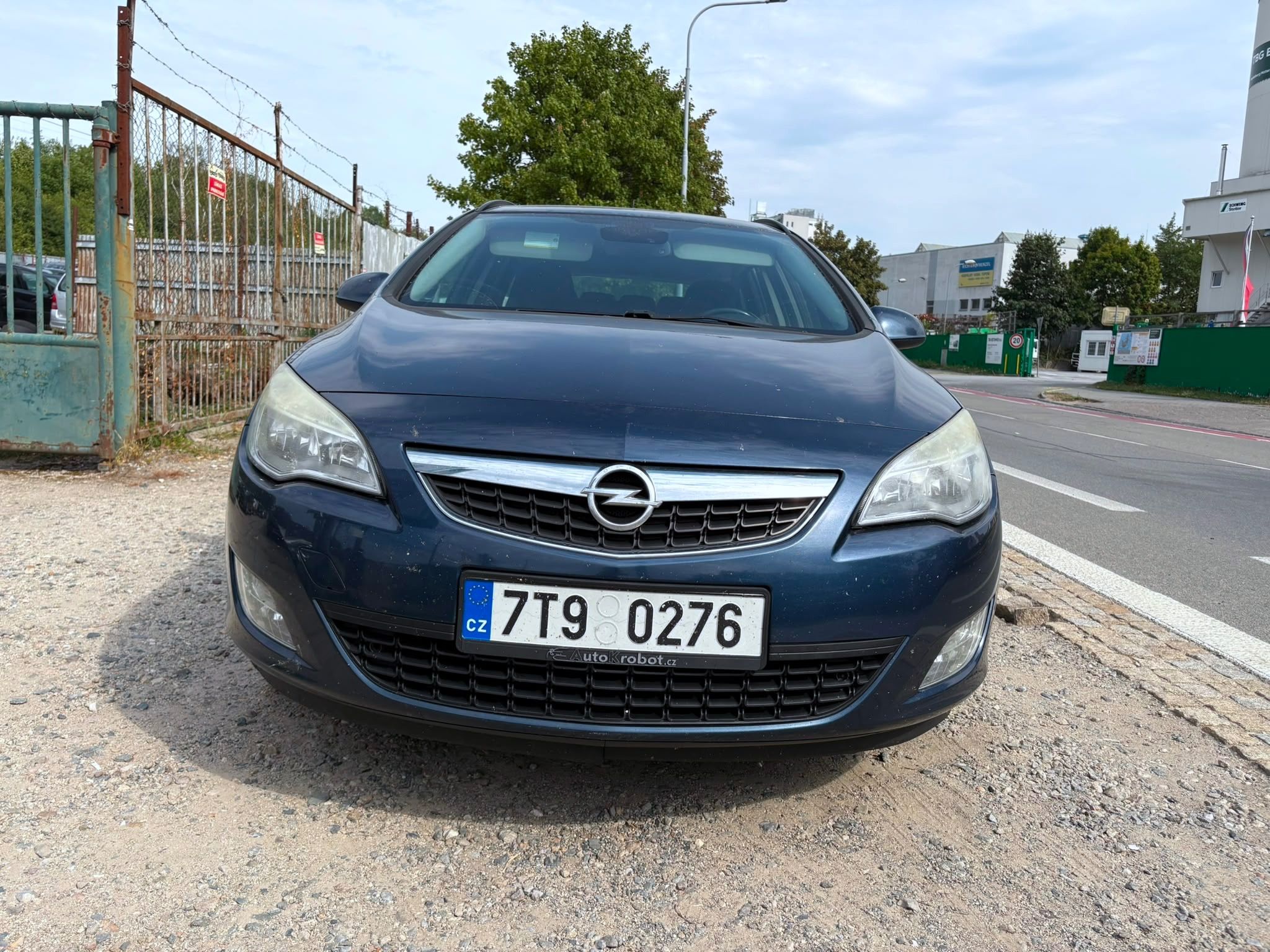 Opel Astra, 1,4 Sports Tourer - fotka 2