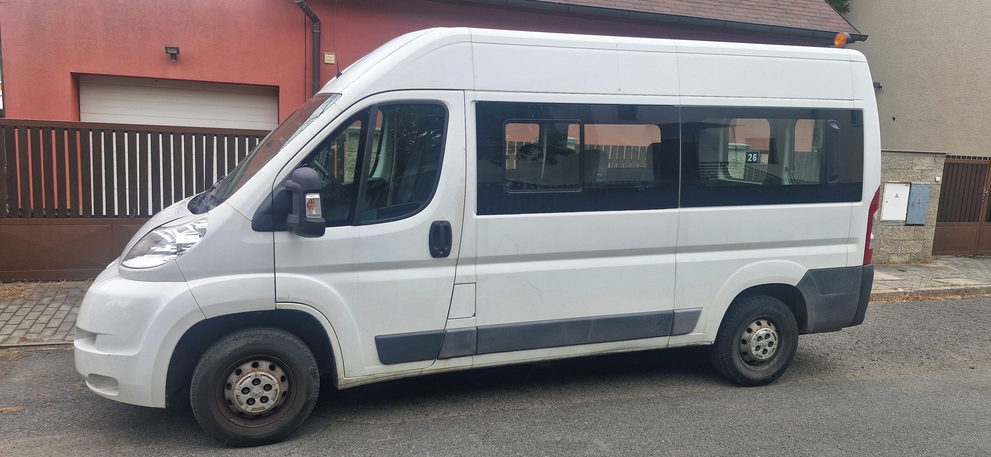 Peugeot Boxer, 9 místné, nová STK , tažné - fotka 5