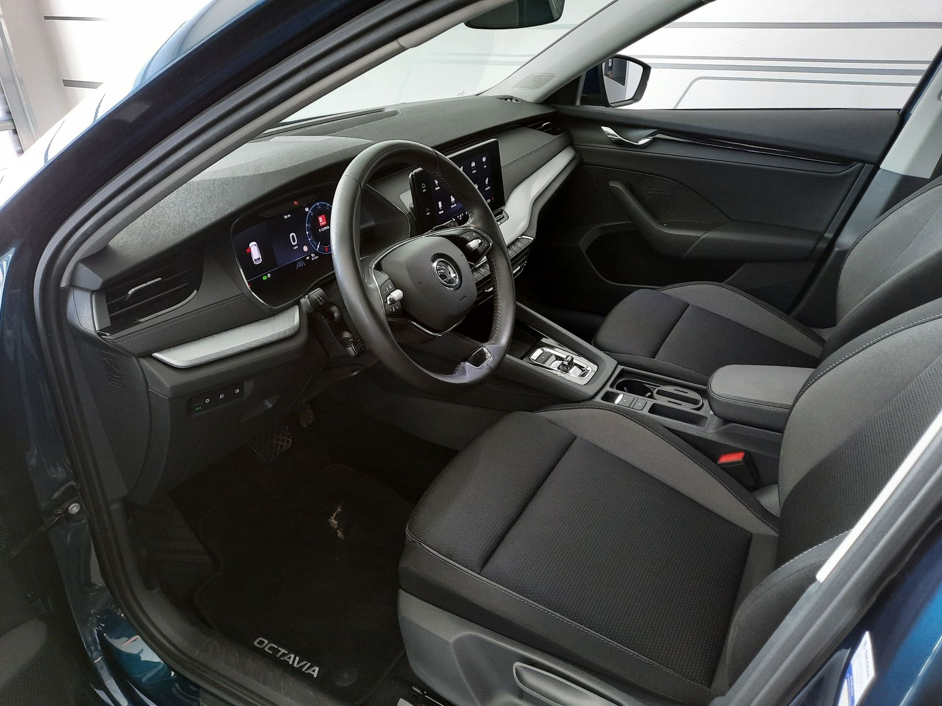 Škoda Octavia, Combi 2.0 TDI (110kW/150k) DSG - fotka 6
