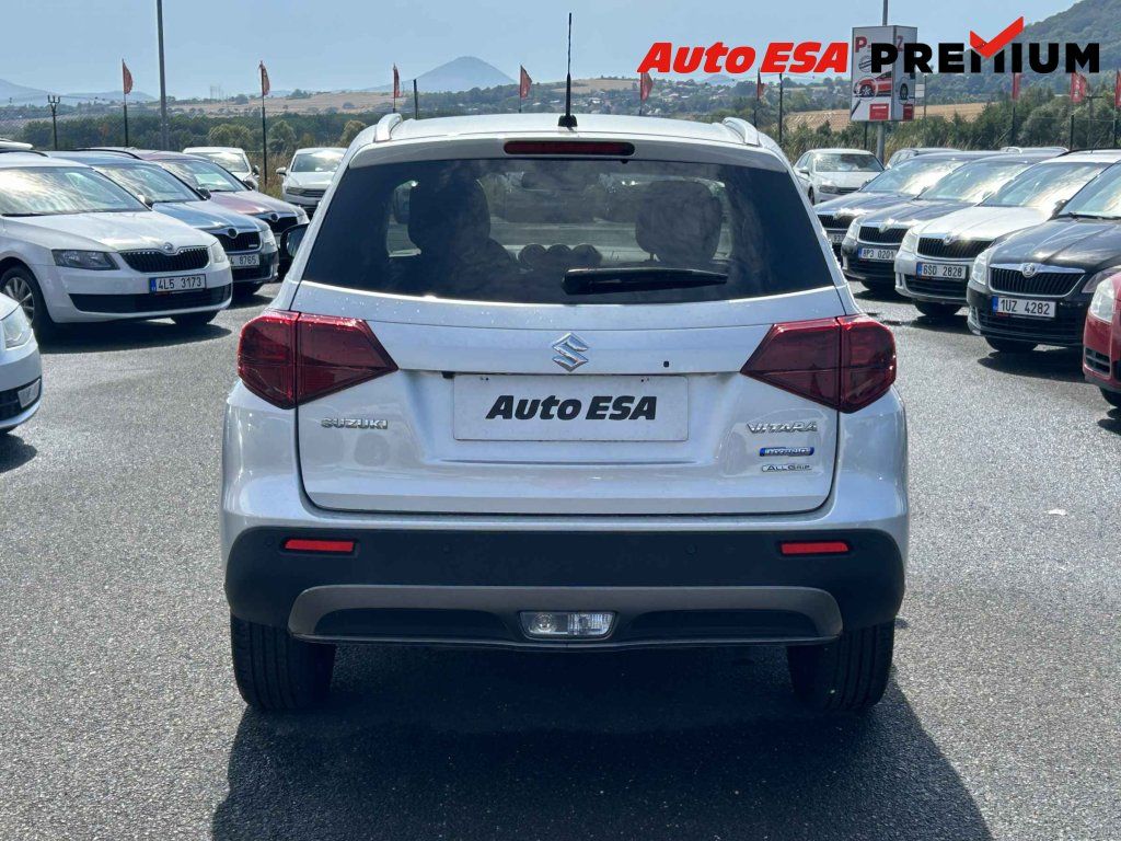 Suzuki Vitara, 1.4 T,1.maj,ČR,Elegance - fotka 5