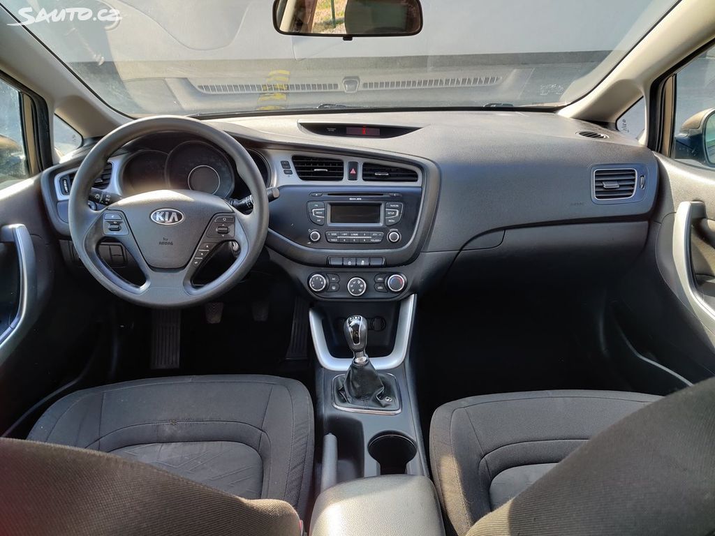 Kia Cee´d, 1,6 TDI - fotka 5