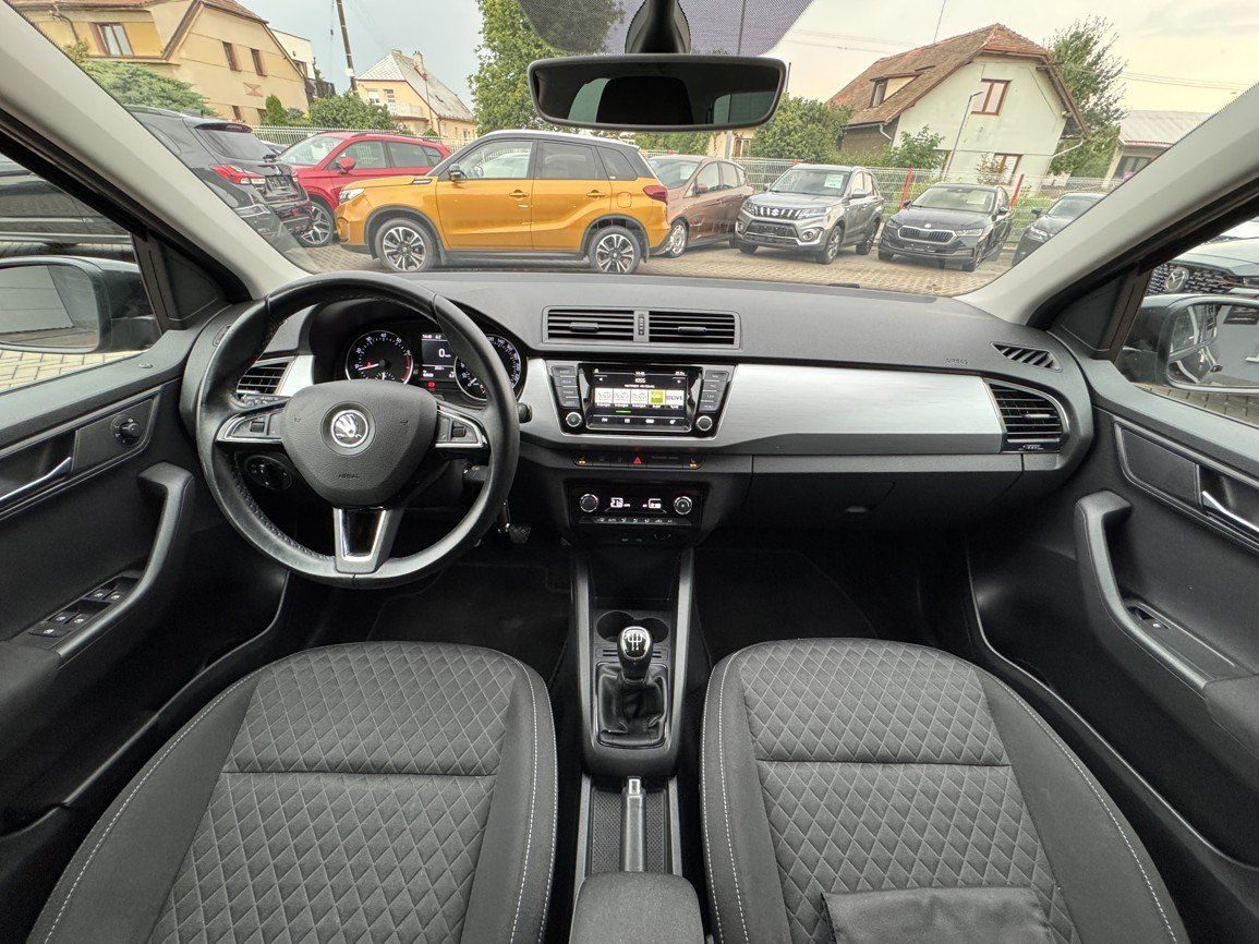 Škoda Fabia, 1.2TSi Style Navi Digi Klima - fotka 6