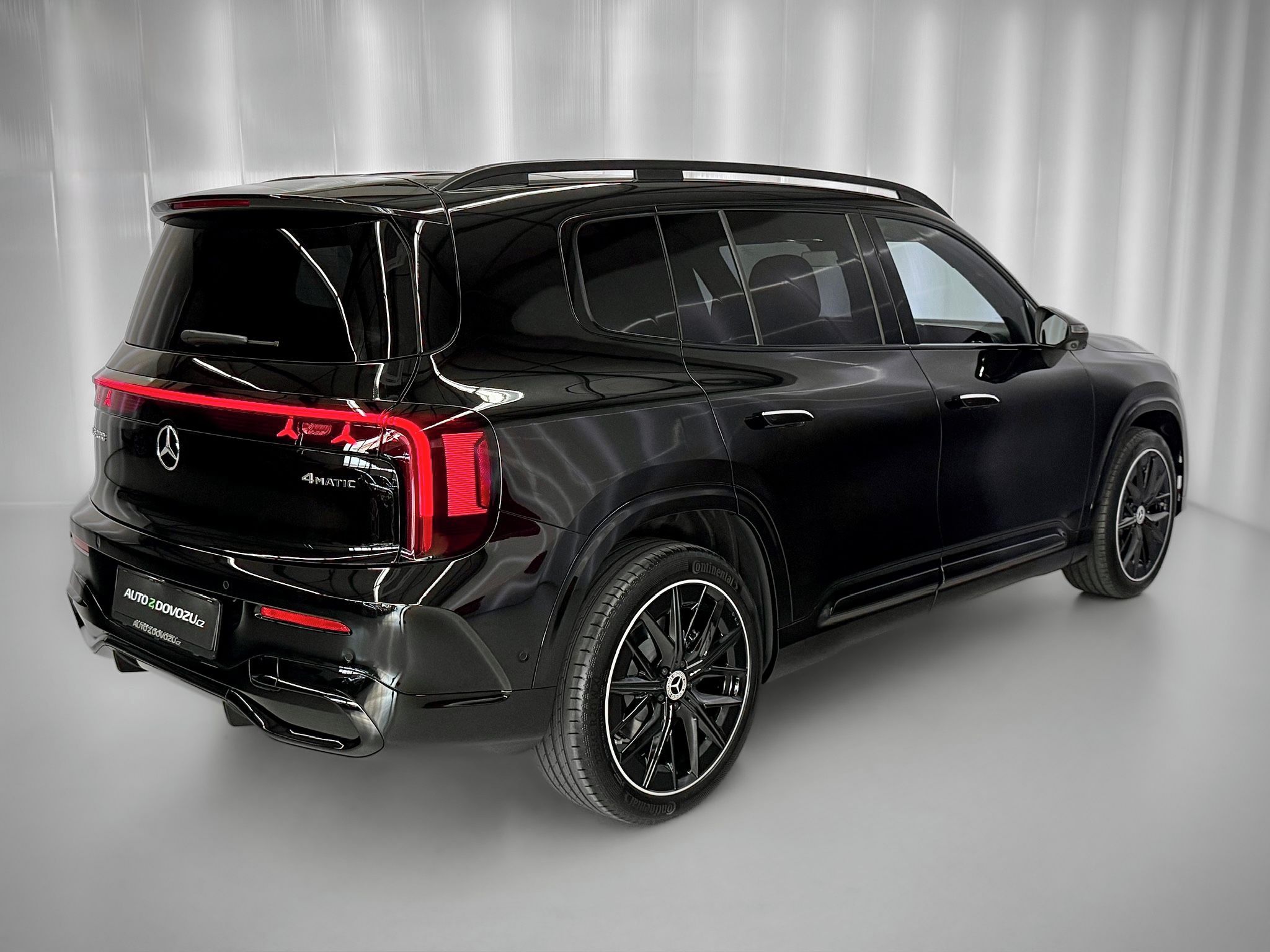 Mercedes-Benz GLB, 8G-eDCT 4MATIC AMG, PANORAMA, - fotka 6