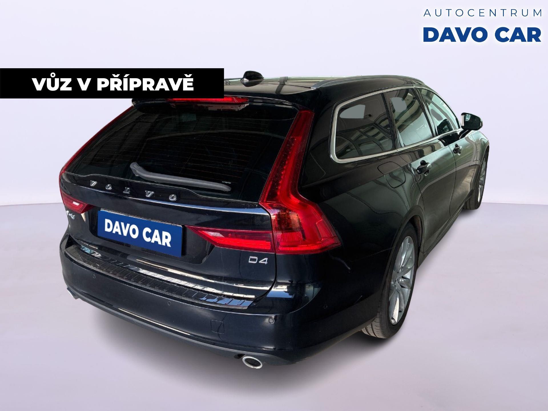 Volvo V90, 2,0 D4 140kW Drive-E Momentum - fotka 5