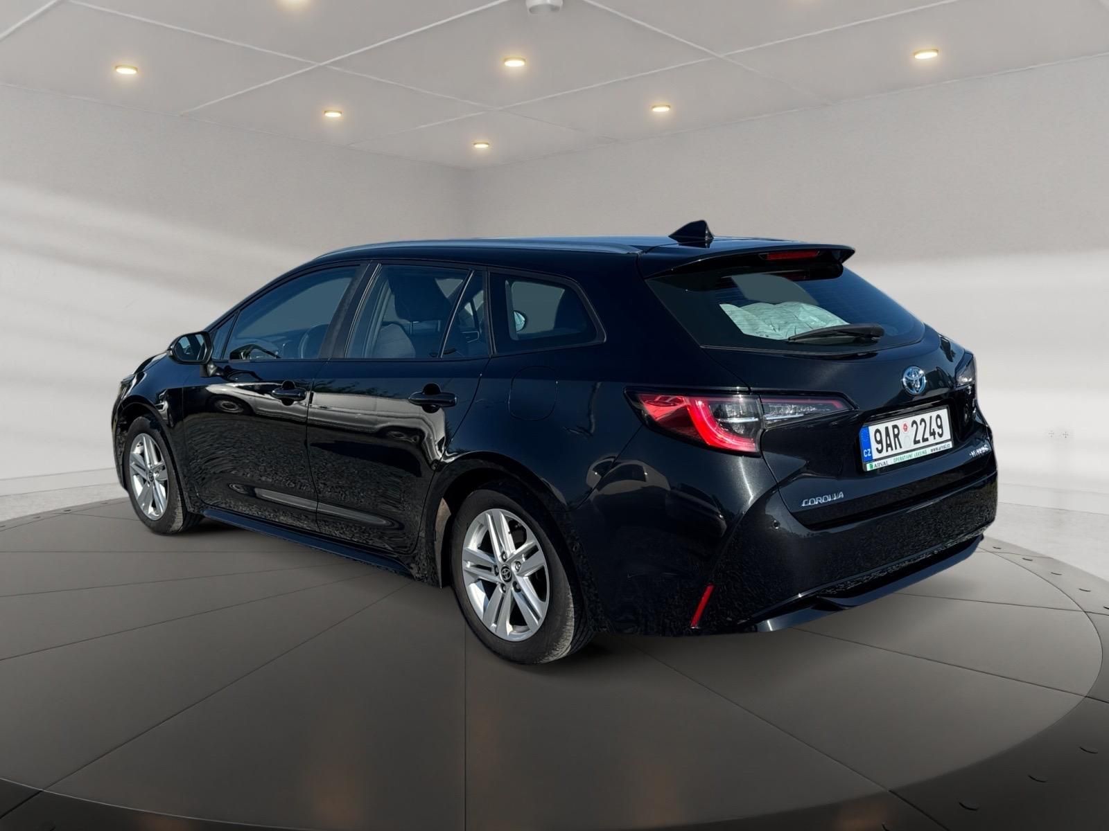 Toyota Corolla, COMFORT 2.0HYBRID 112kW CZ DPH - fotka 4