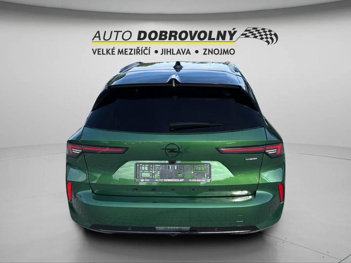 Opel Astra, Nová Ultimate ST Hybrid 1.2 TU - fotka 6