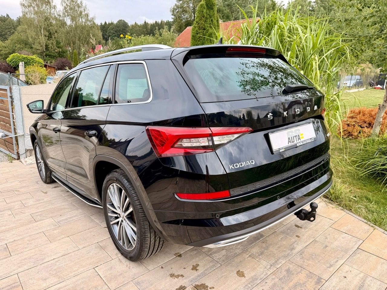 Škoda Kodiaq, L&K 4x4 DSG ČR-PANO-TZ-DPH - fotka 3