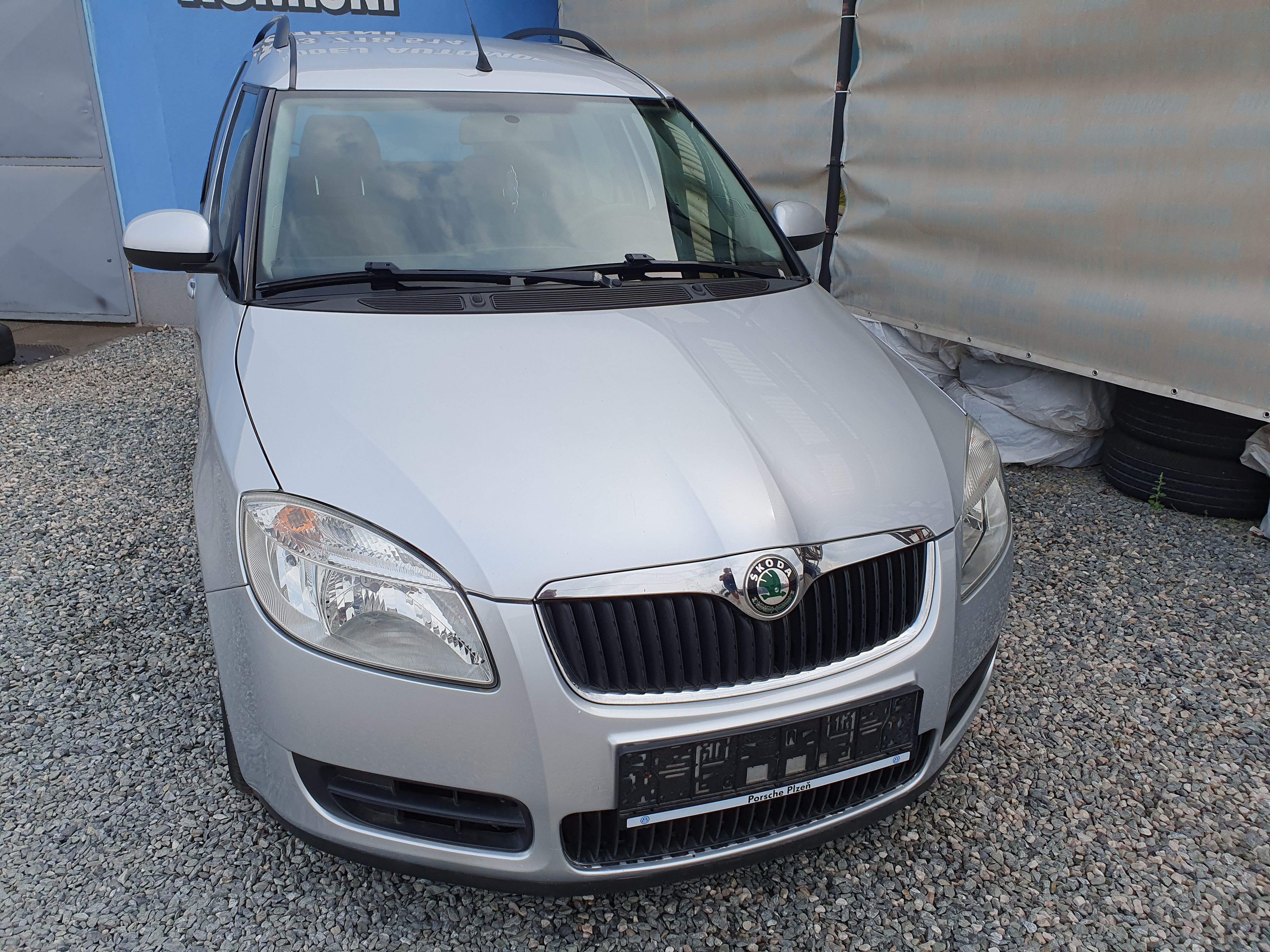 Škoda Roomster, 1.4 MPI 63 KW - fotka 4