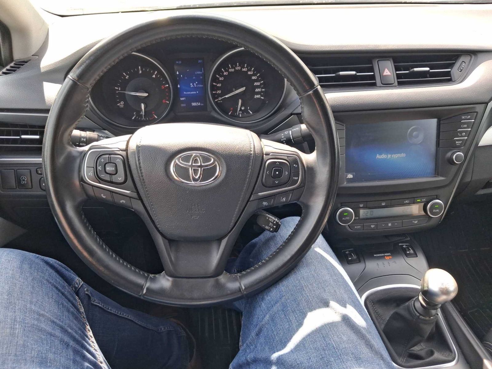 Toyota Avensis, 2.0 D-4D, ČR,1.maj, Serv.kniha - fotka 3