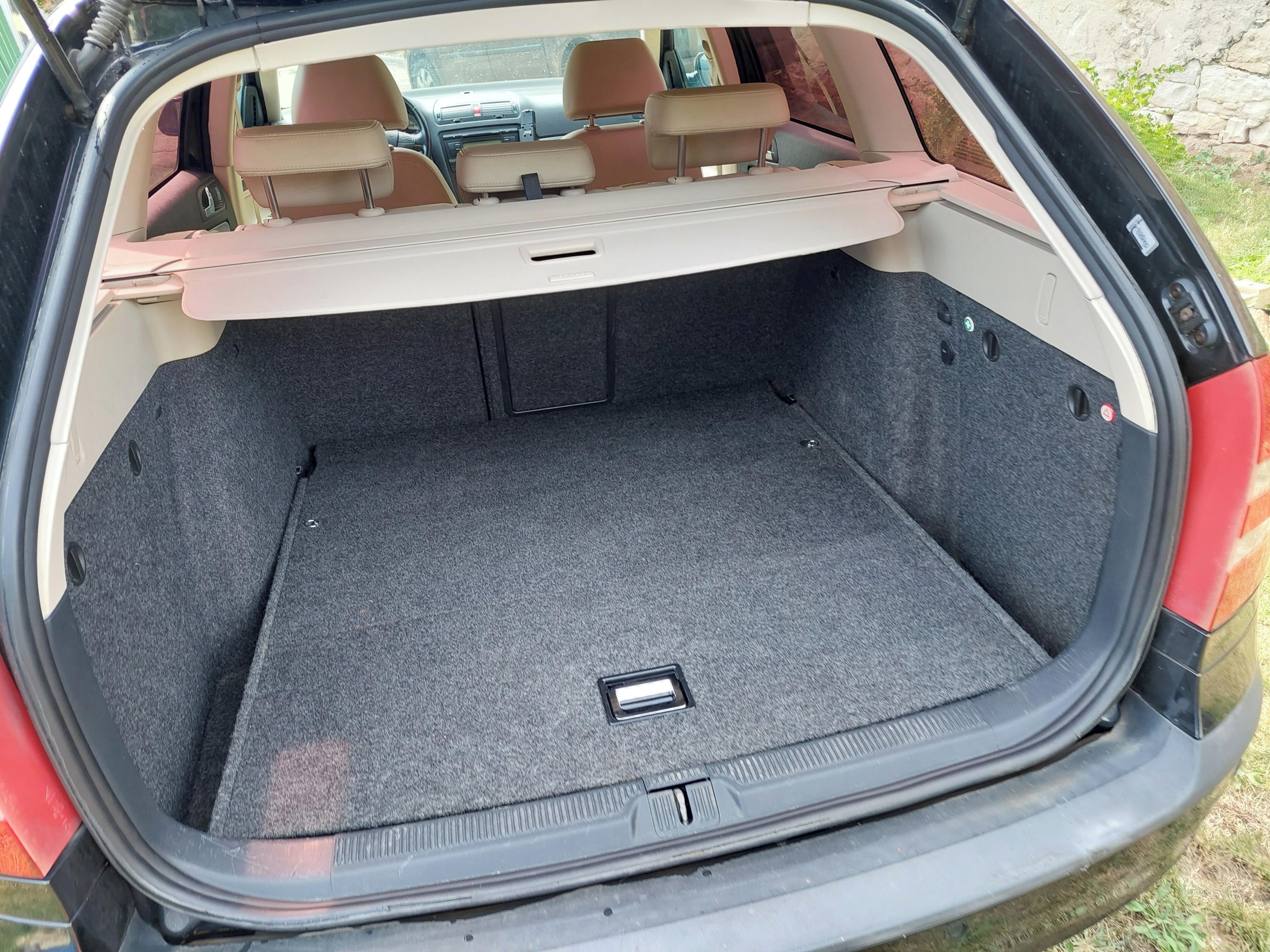 Škoda Octavia, 2.0 TDI v dobrém stavu - fotka 6