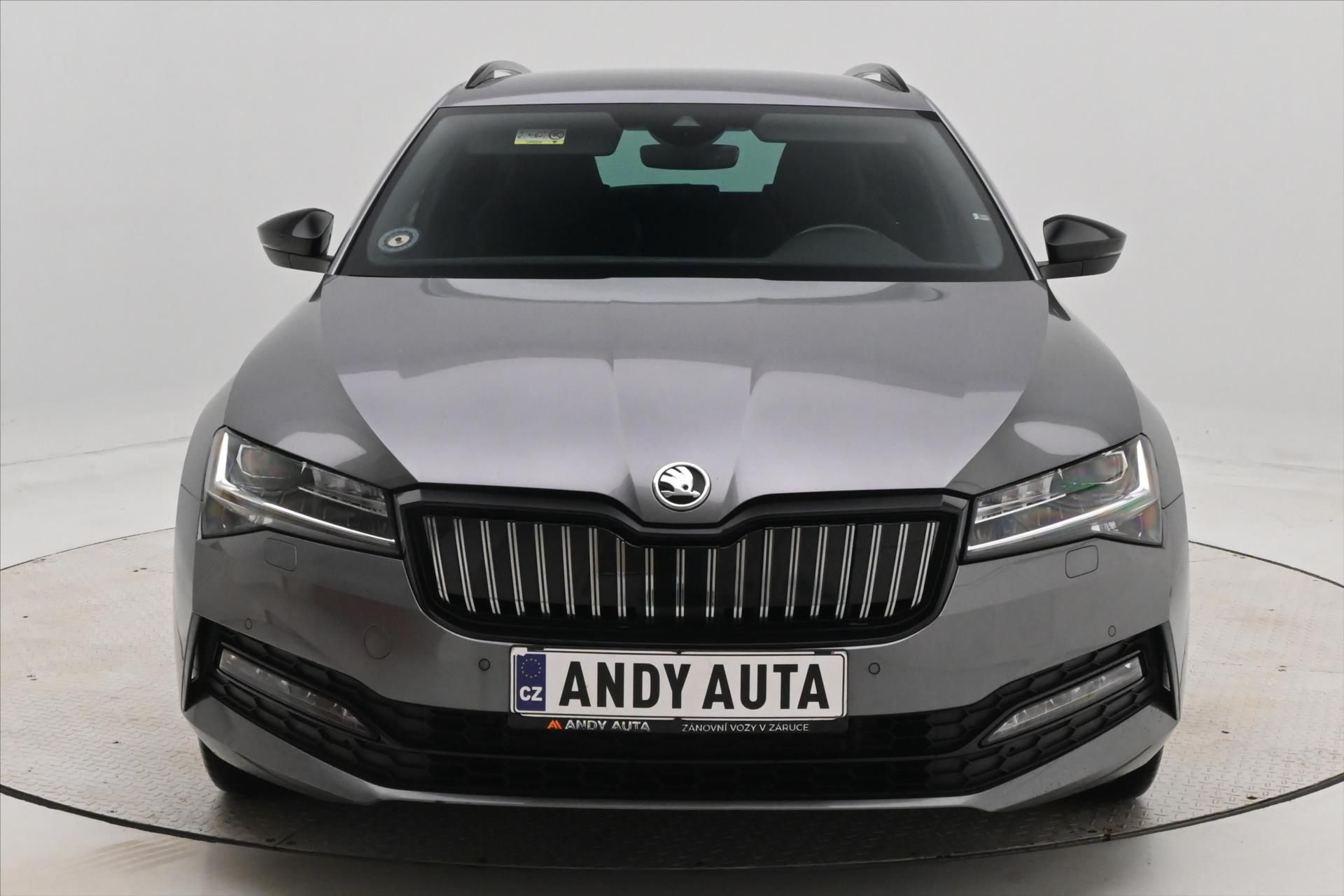 Škoda Superb, 1,4 TSI 115kW iV DSG Sportline - fotka 2