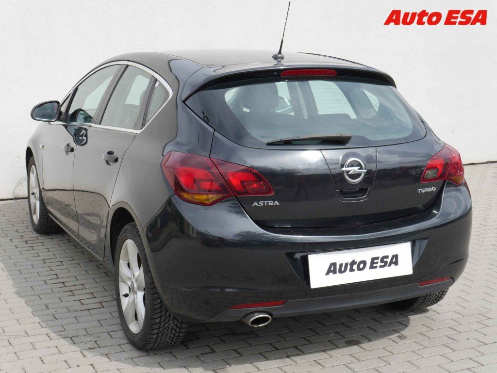Opel Astra, 1.4i,ČR,Klima - fotka 6