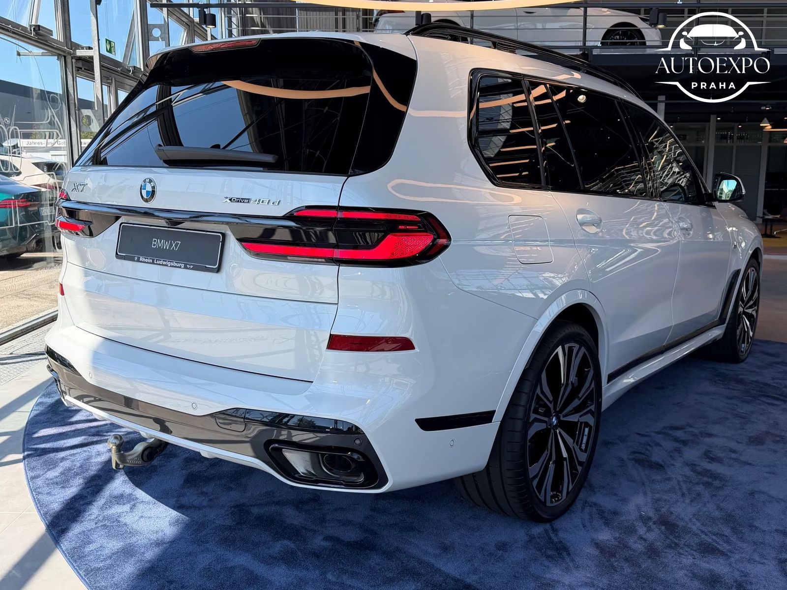 BMW X7, xDrive 40d M Sportpaket nové - fotka 4