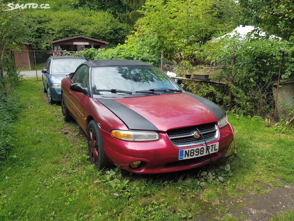 Chrysler Stratus 1996 desde República Checa