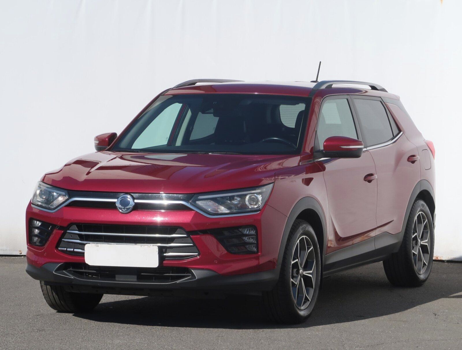 SsangYong Korando, 1.5 T-GDI, Automat, ČR,1.maj - fotka 2